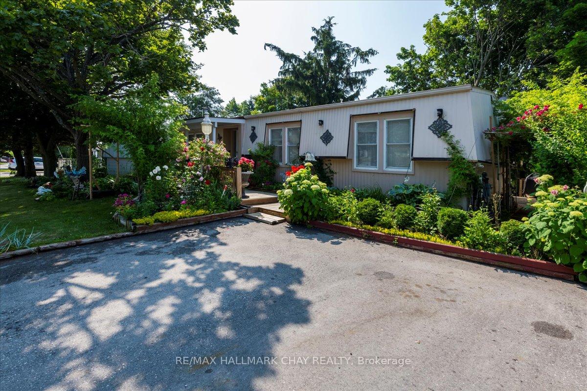 43 Linden Lane, Innisfil, ON L9S 1P2