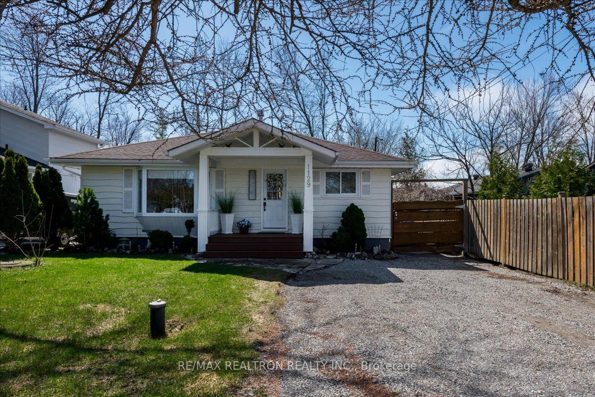 1129 Lindy Lane, Innisfil, ON L0L 1R0