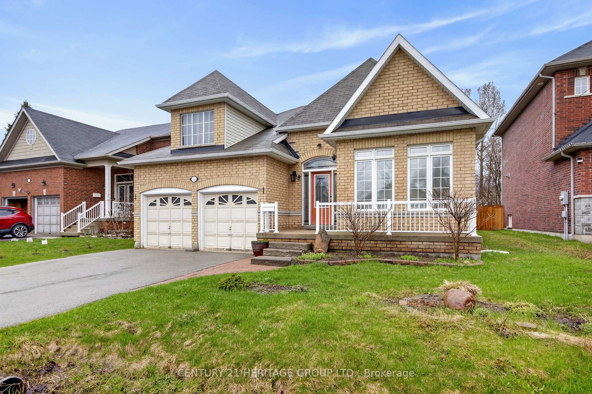 136 Riveredge Drive, Georgina, ON L4P 2P3