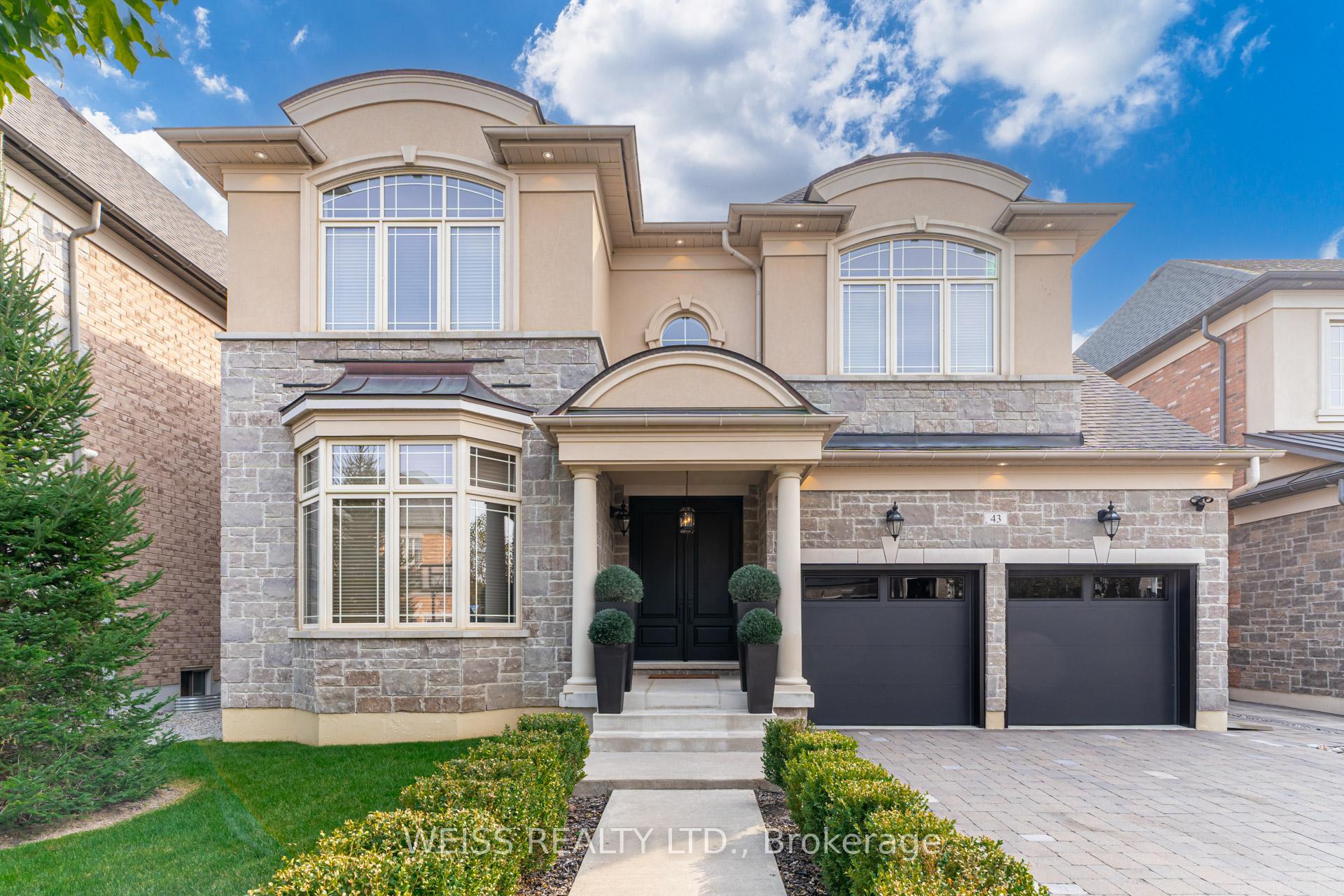 43 Chesney Crescent, Vaughan, ON L4H 4A5