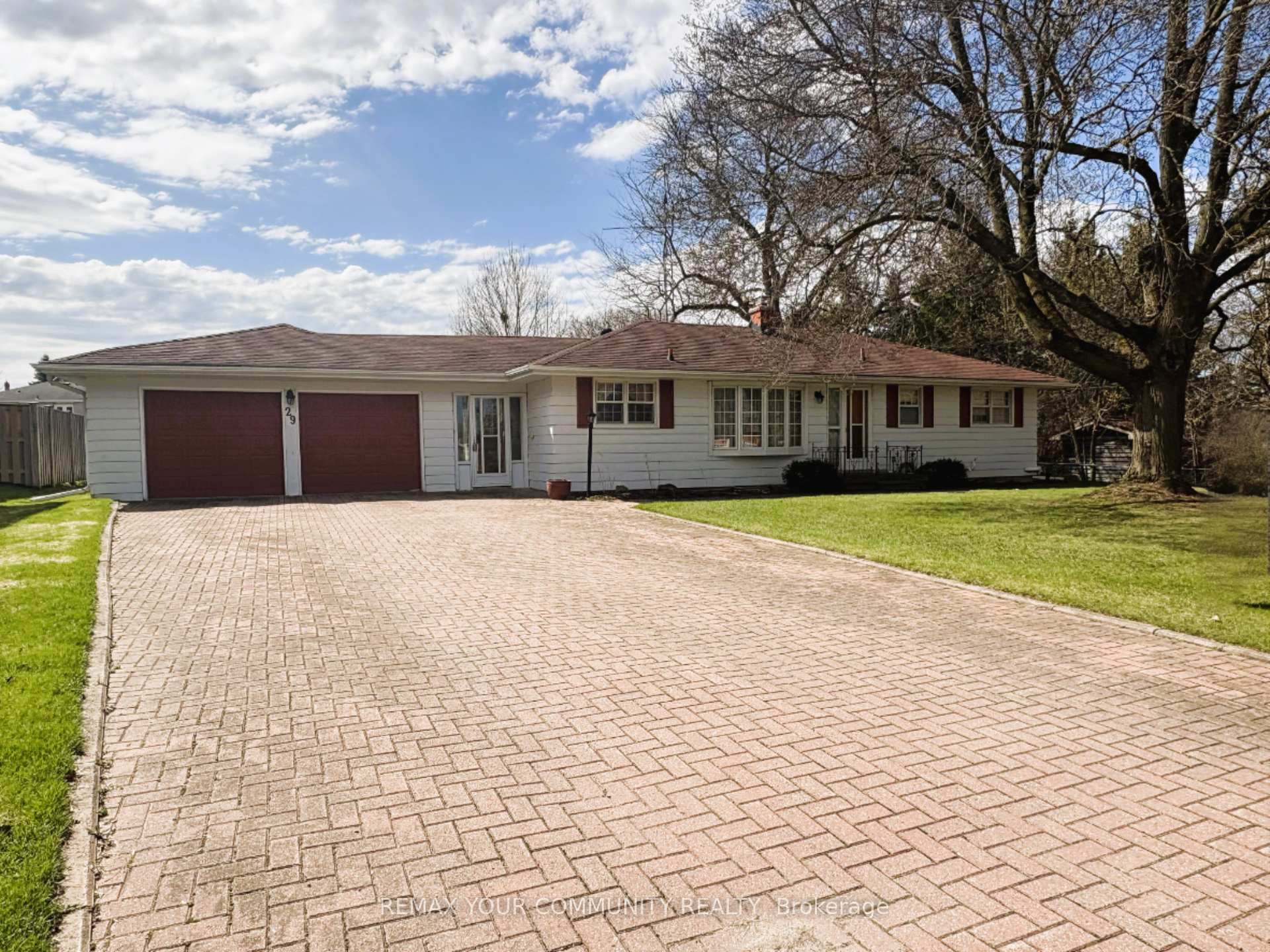 29 Patricia Drive, King, ON L7B 1H5