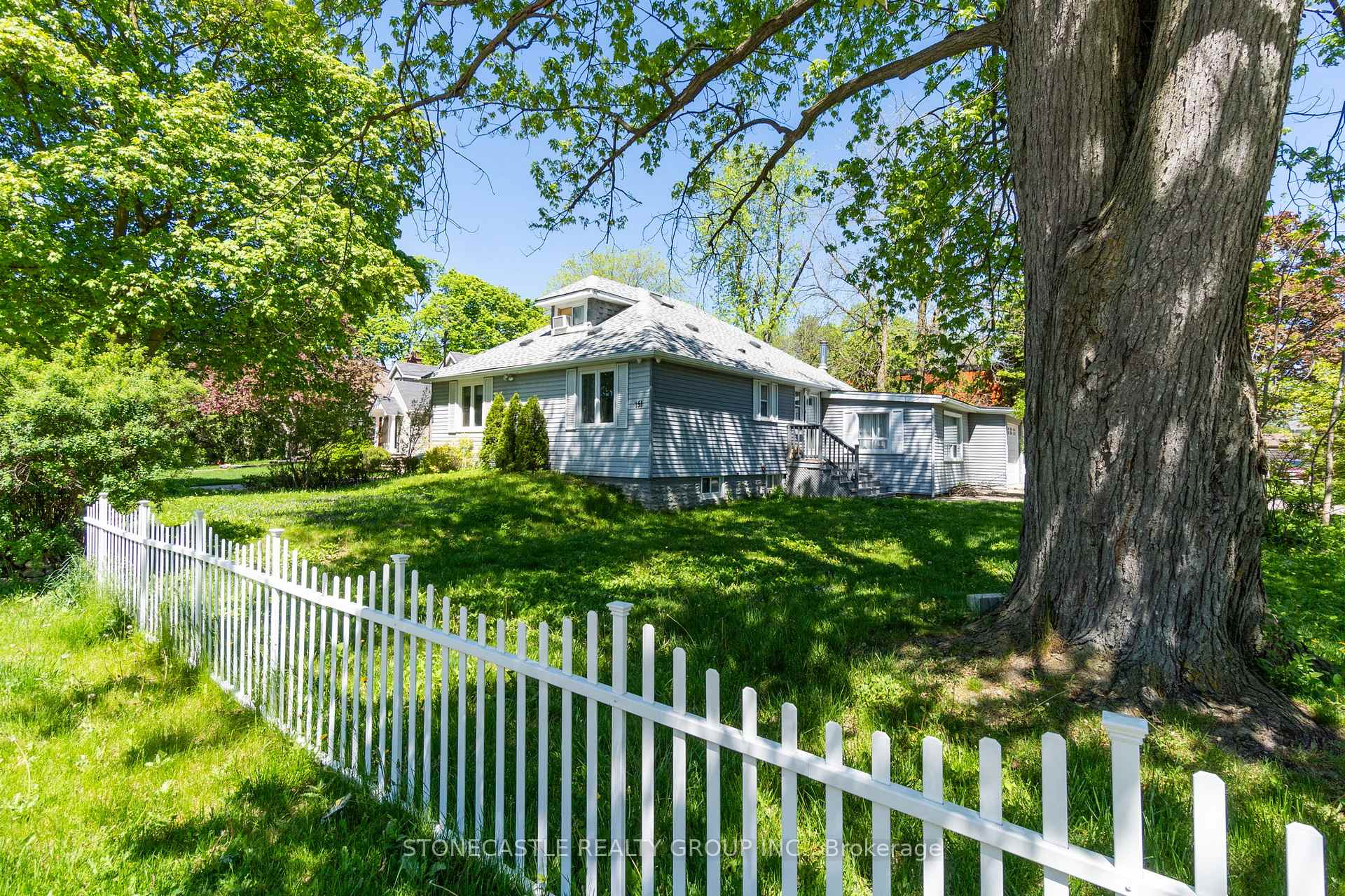 151 Richmond Street, Richmond Hill, ON L4C 3Y7