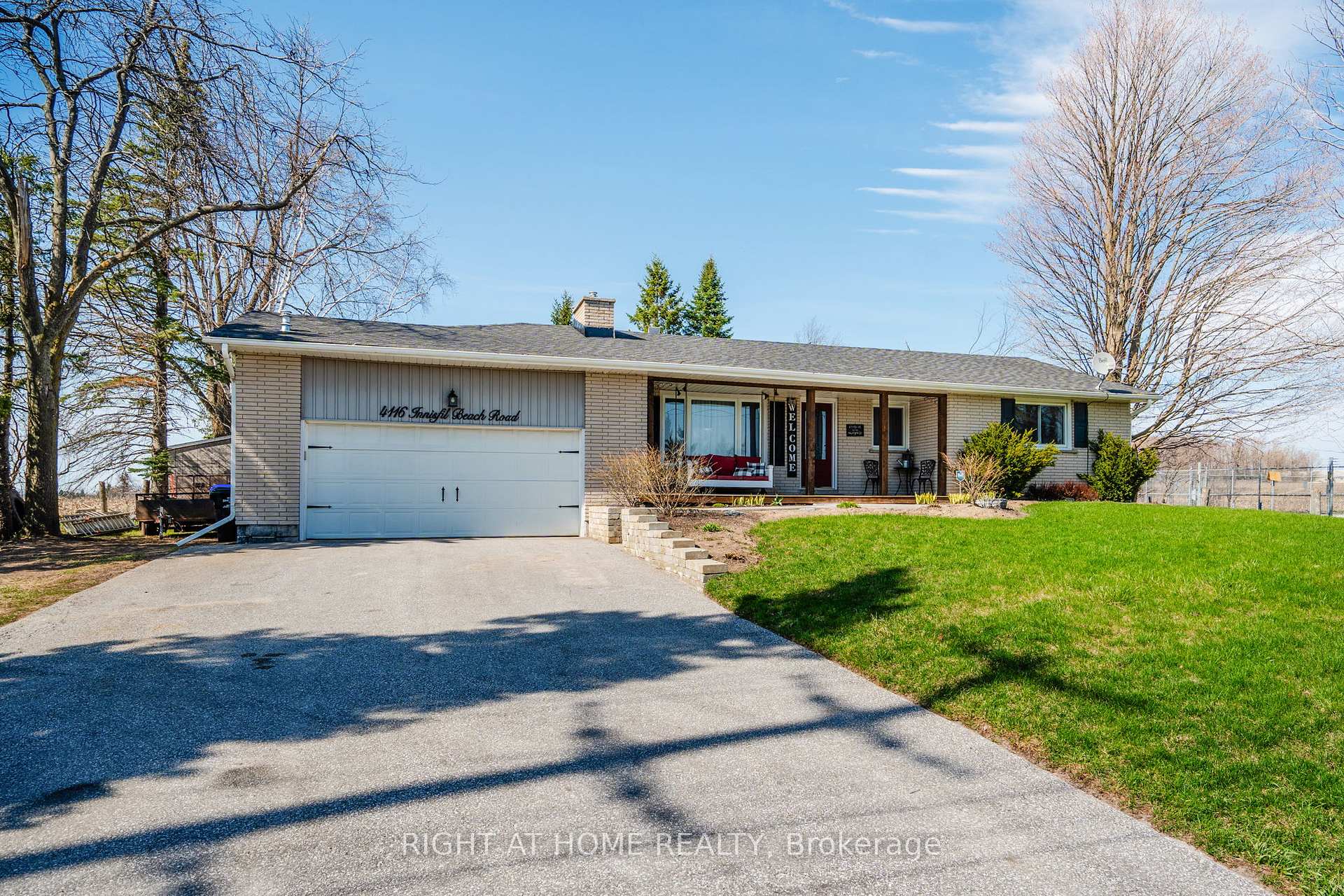 4116 Innisfil Beach Road, Innisfil, ON L9S 3K3
