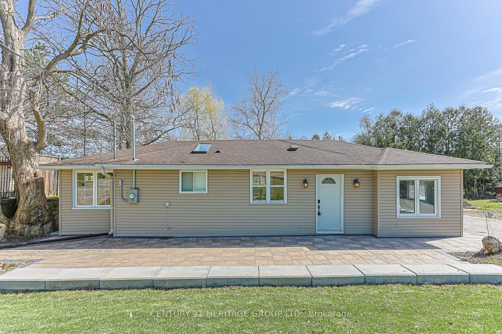 31 Mitchell Avenue, Whitchurch-Stouffville, ON L4A 7X3