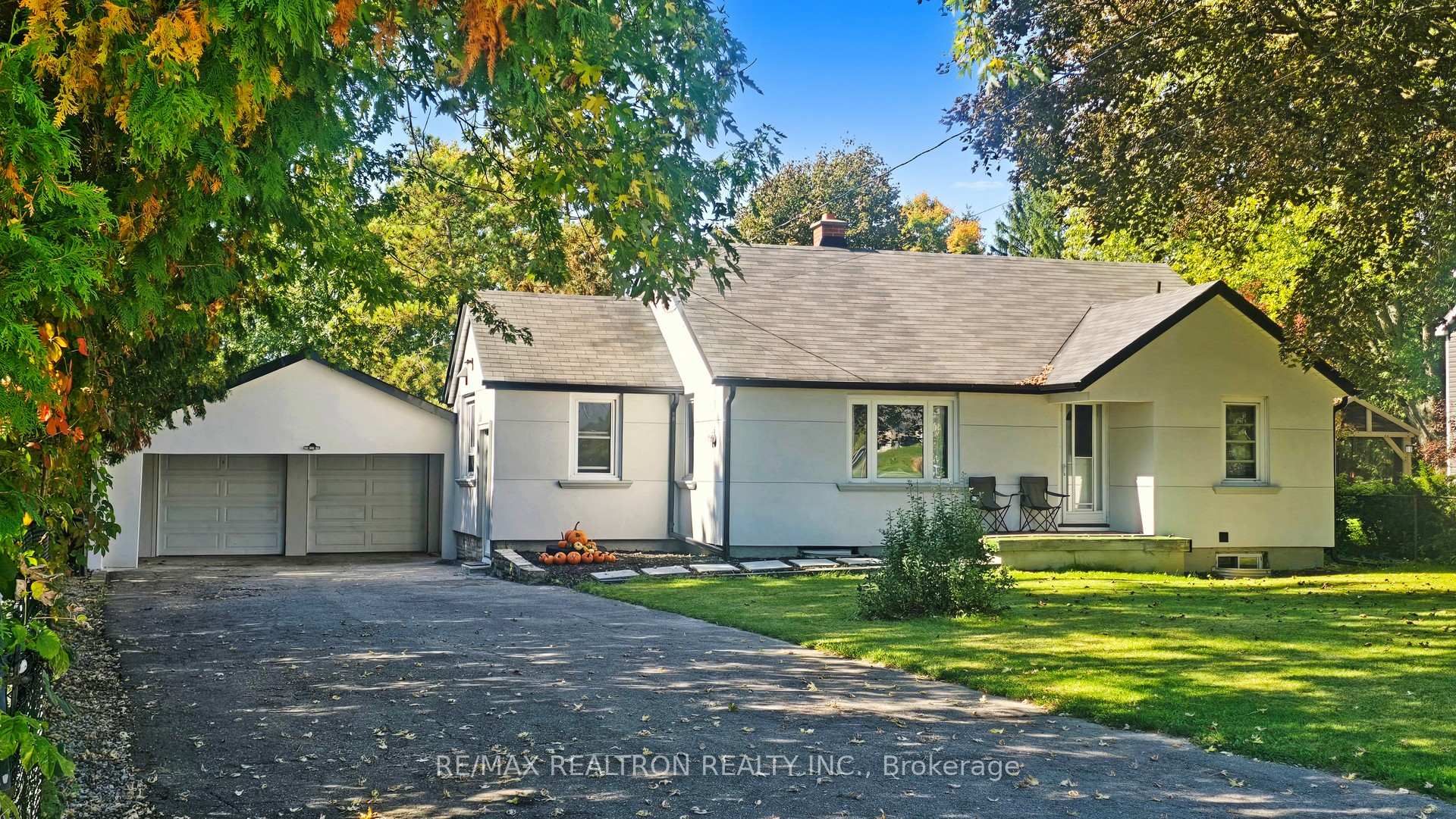 14376 Jane Street, King, ON L7B 1A3