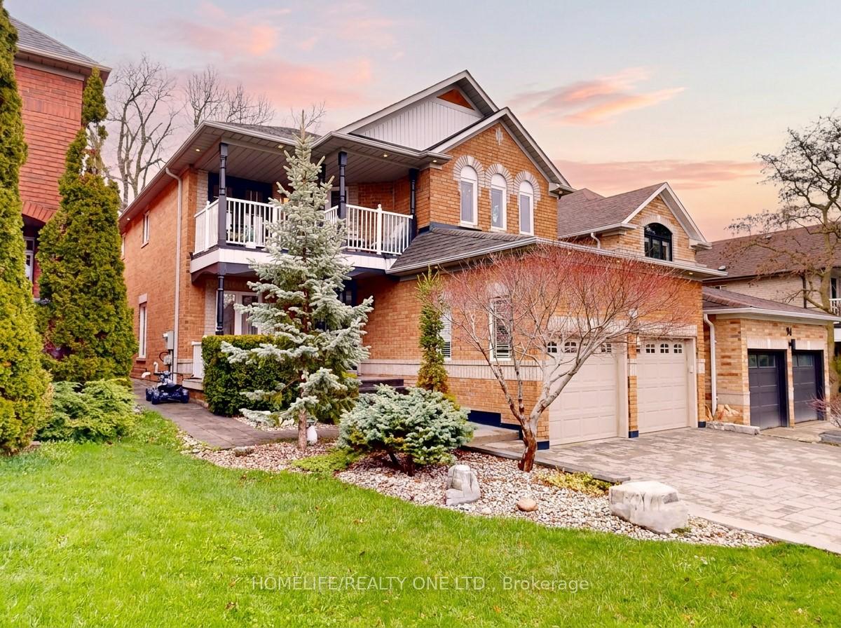 96 Estate Garden Drive, Richmond Hill, ON L4E 3V6