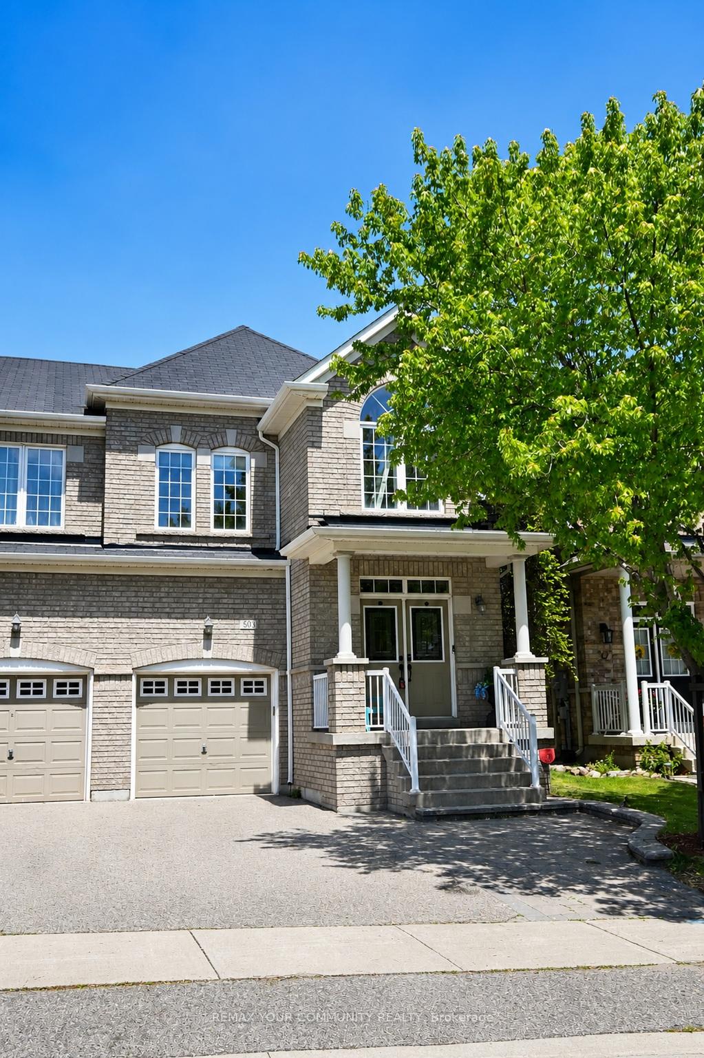 506 Foxcroft Boulevard, Newmarket, ON L3X 3L6