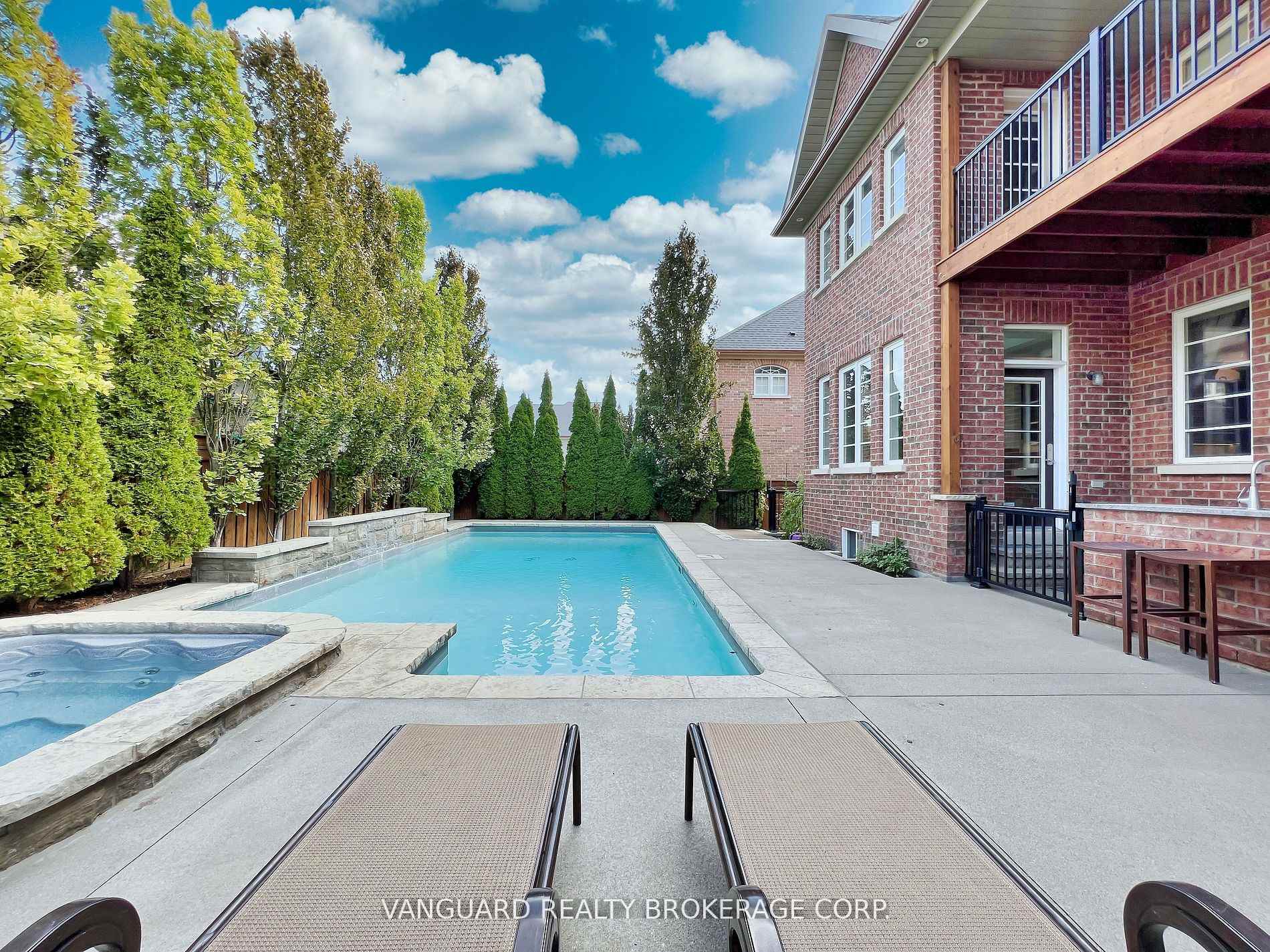 7 Cape George Trail, King, ON L7B 0A2