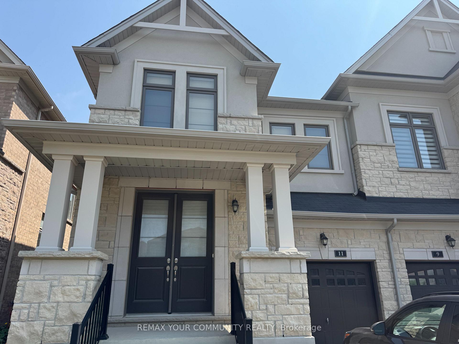 11 John Smith Street, East Gwillimbury, ON L9N 0S7