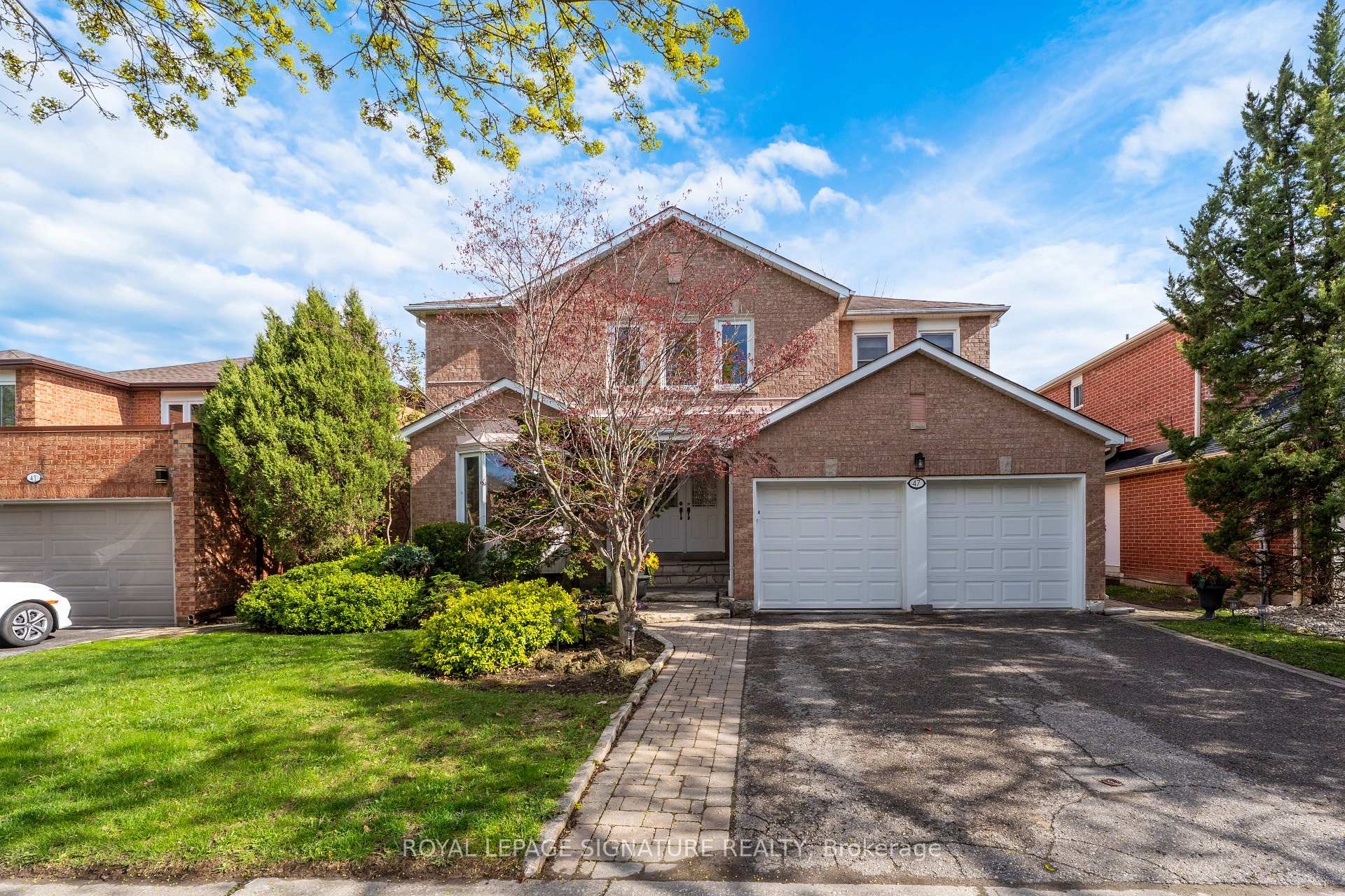 47 Edmund Seager Drive, Vaughan, ON L4J 4S1