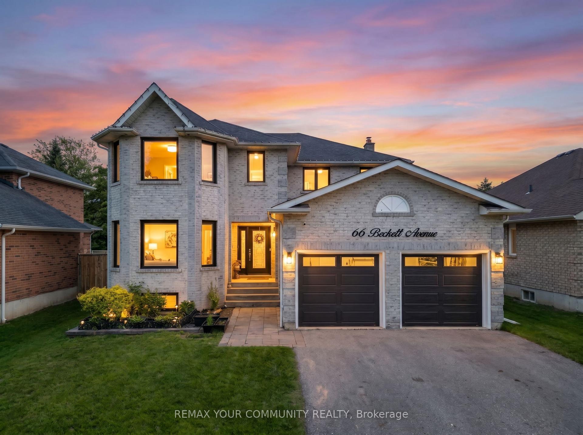 66 Beckett Avenue, East Gwillimbury, ON L9N 1R8