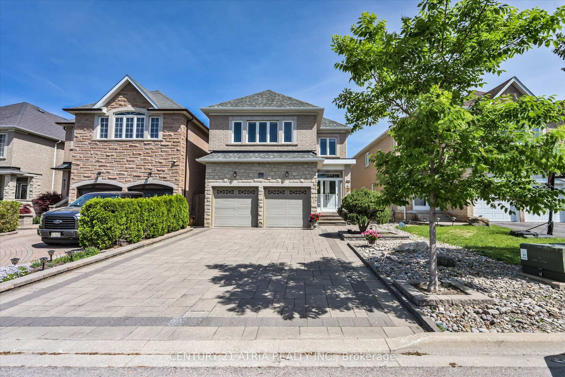 119 Martini Drive, Richmond Hill, ON L4S 2V5