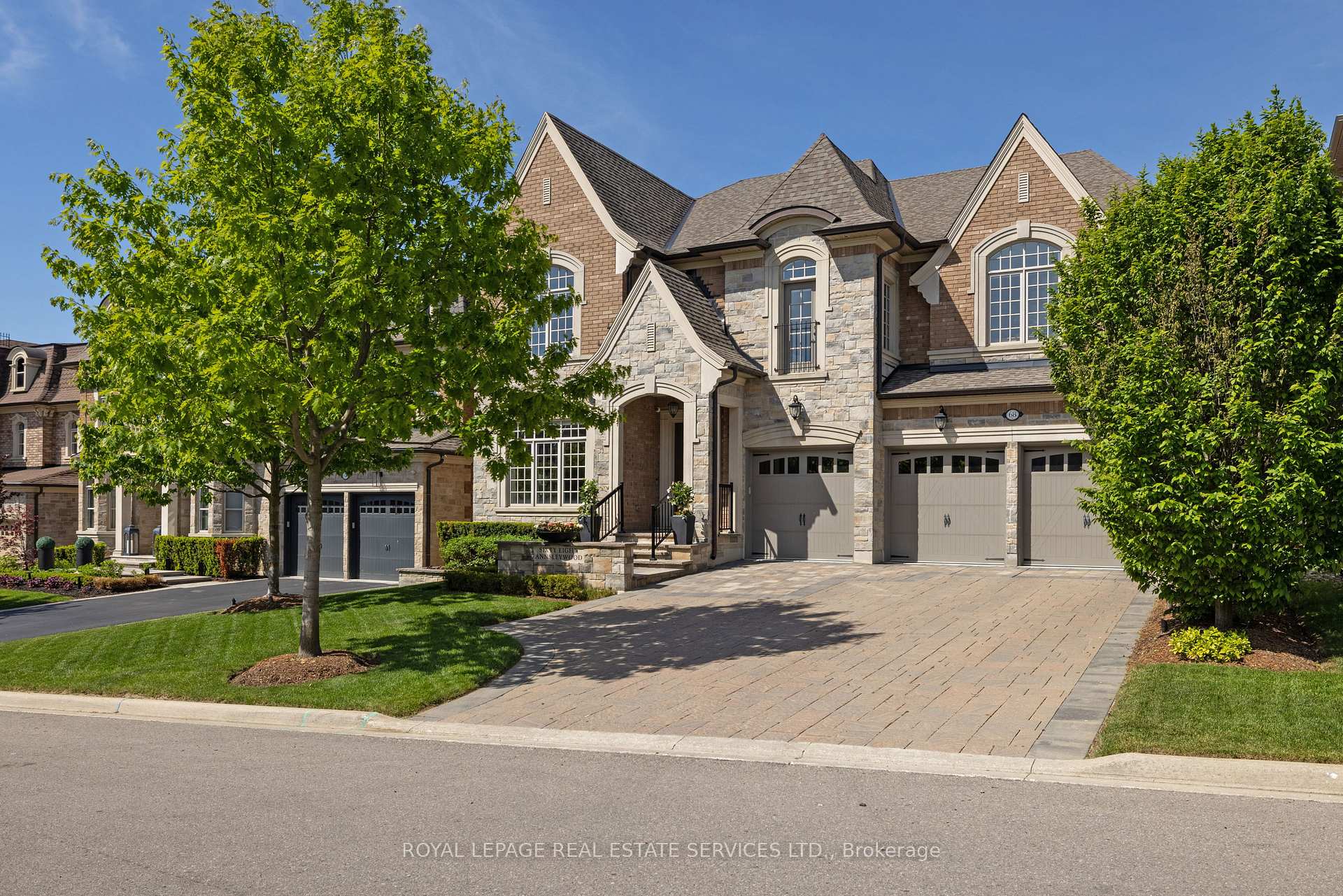 68 Annsleywood Court, Vaughan, ON L4H 4G6