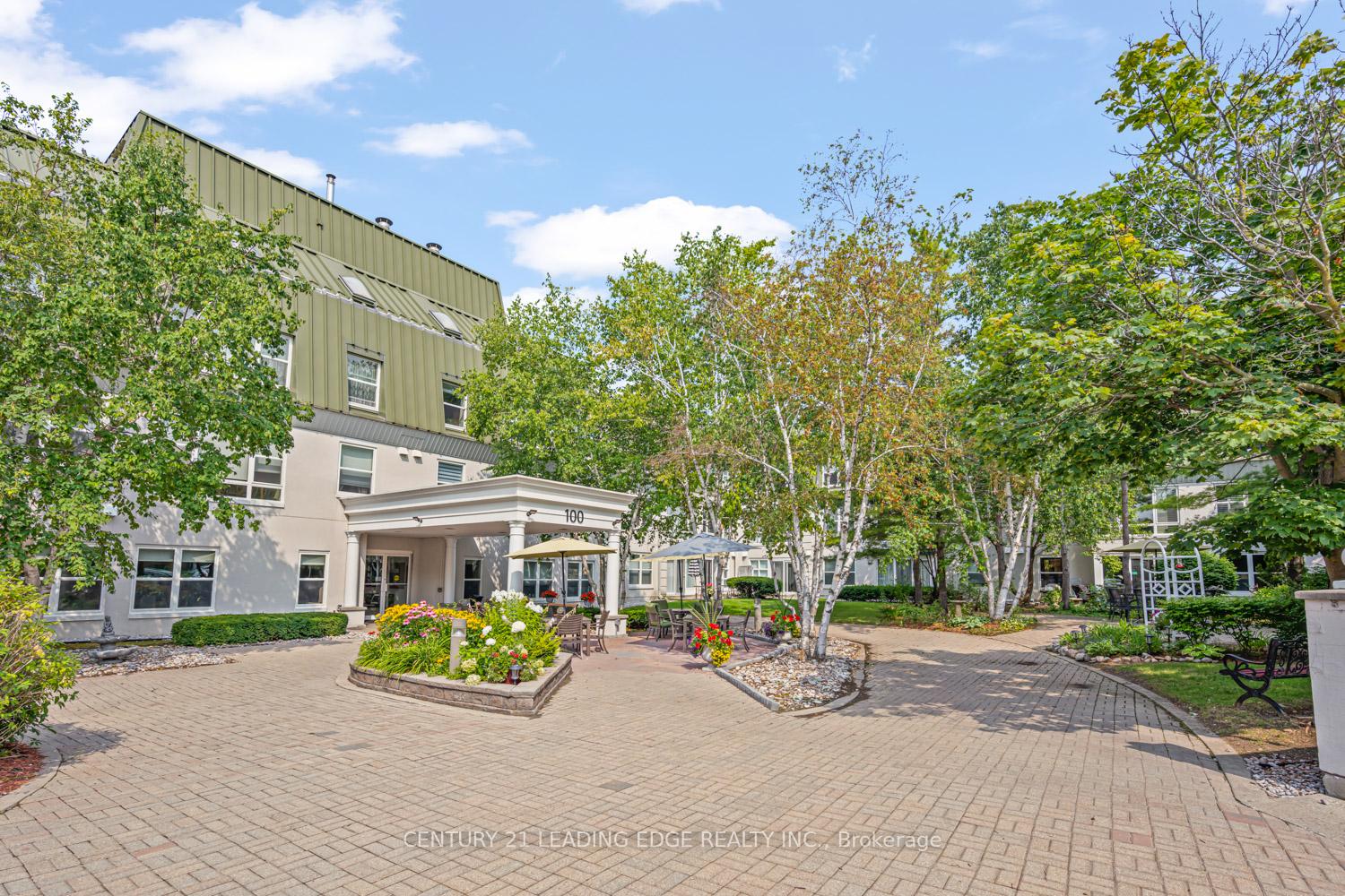 100 Anna Russell Way 232, Markham, ON L3R 6C7