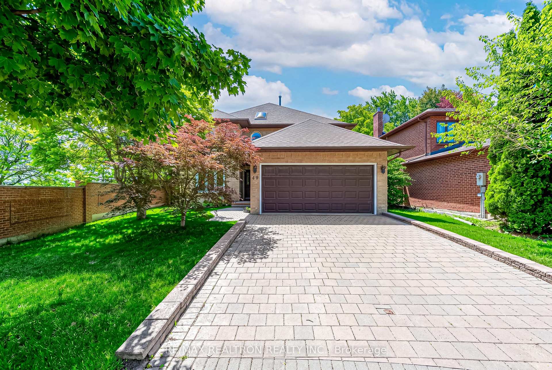 49 Somerset Crescent, Richmond Hill, ON L4C 8N5