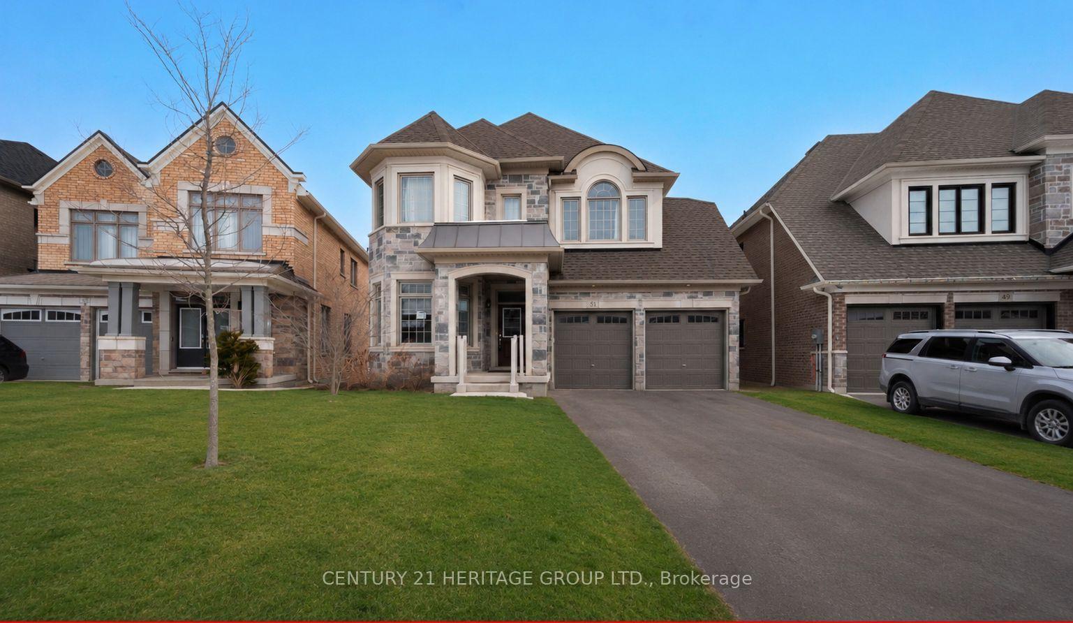 51 Hydrangea Hollow, East Gwillimbury, ON L9N 0T1