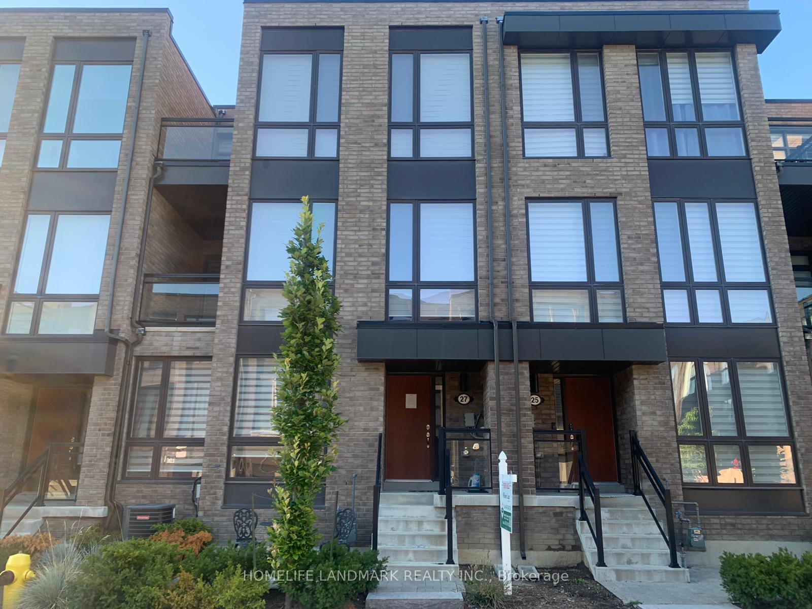 27 Thorncrest Drive, Vaughan, ON L4J 0K1