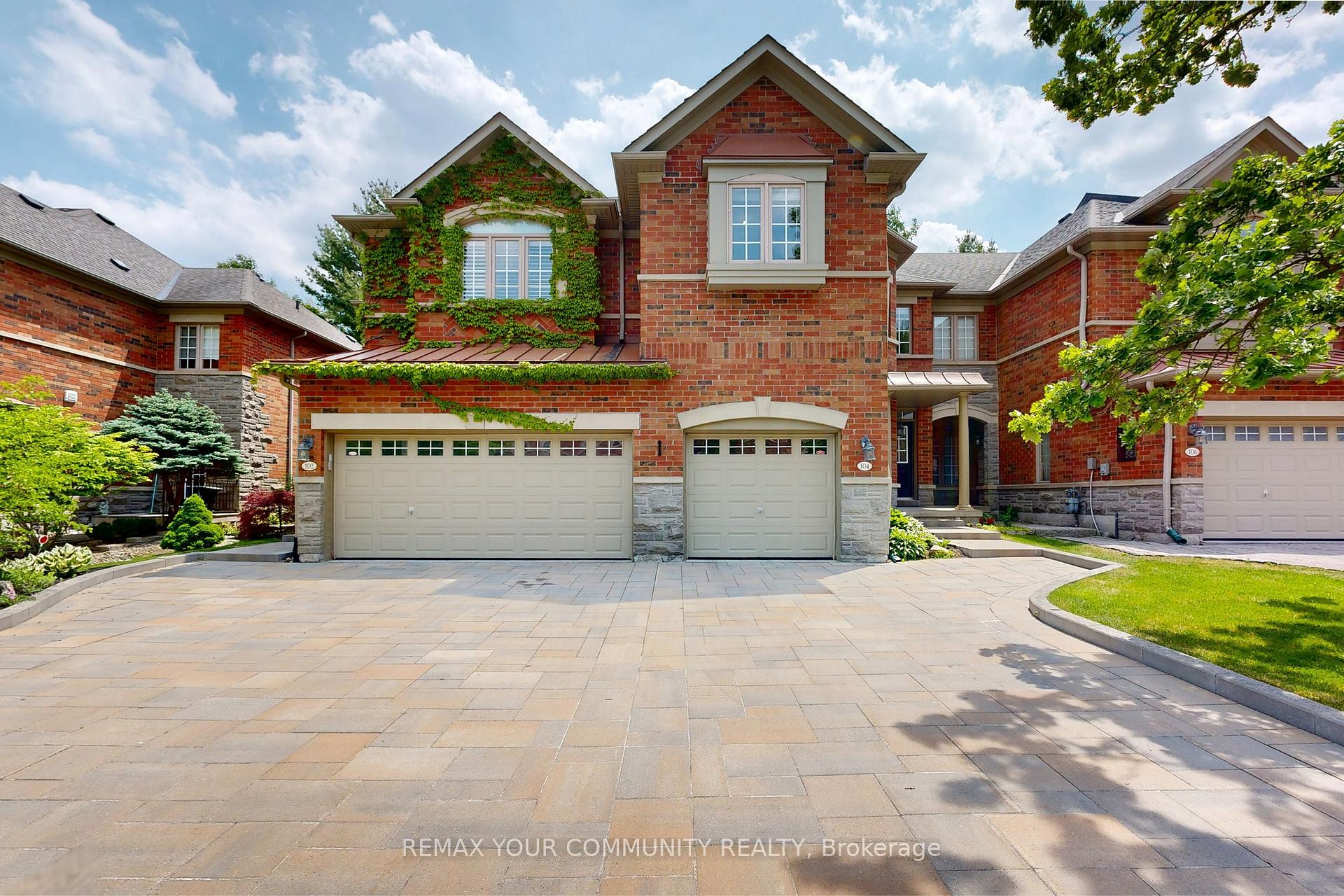 104 Westbury Court, Richmond Hill, ON L4S 2L3