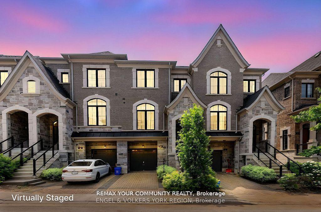 29 Nardini Lane N, Richmond Hill, ON L4C 1C2