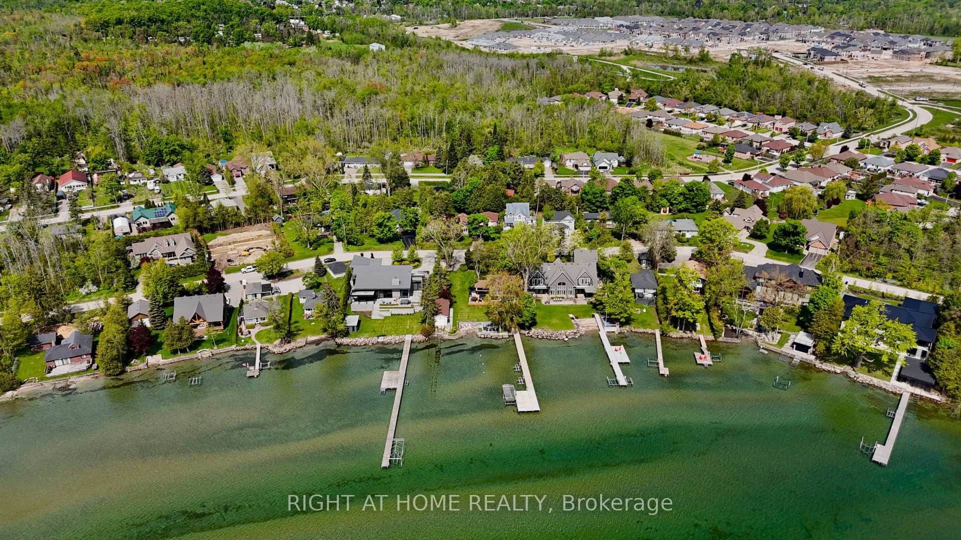 2802 Ireton Street, Innisfil, ON L9S 2J2