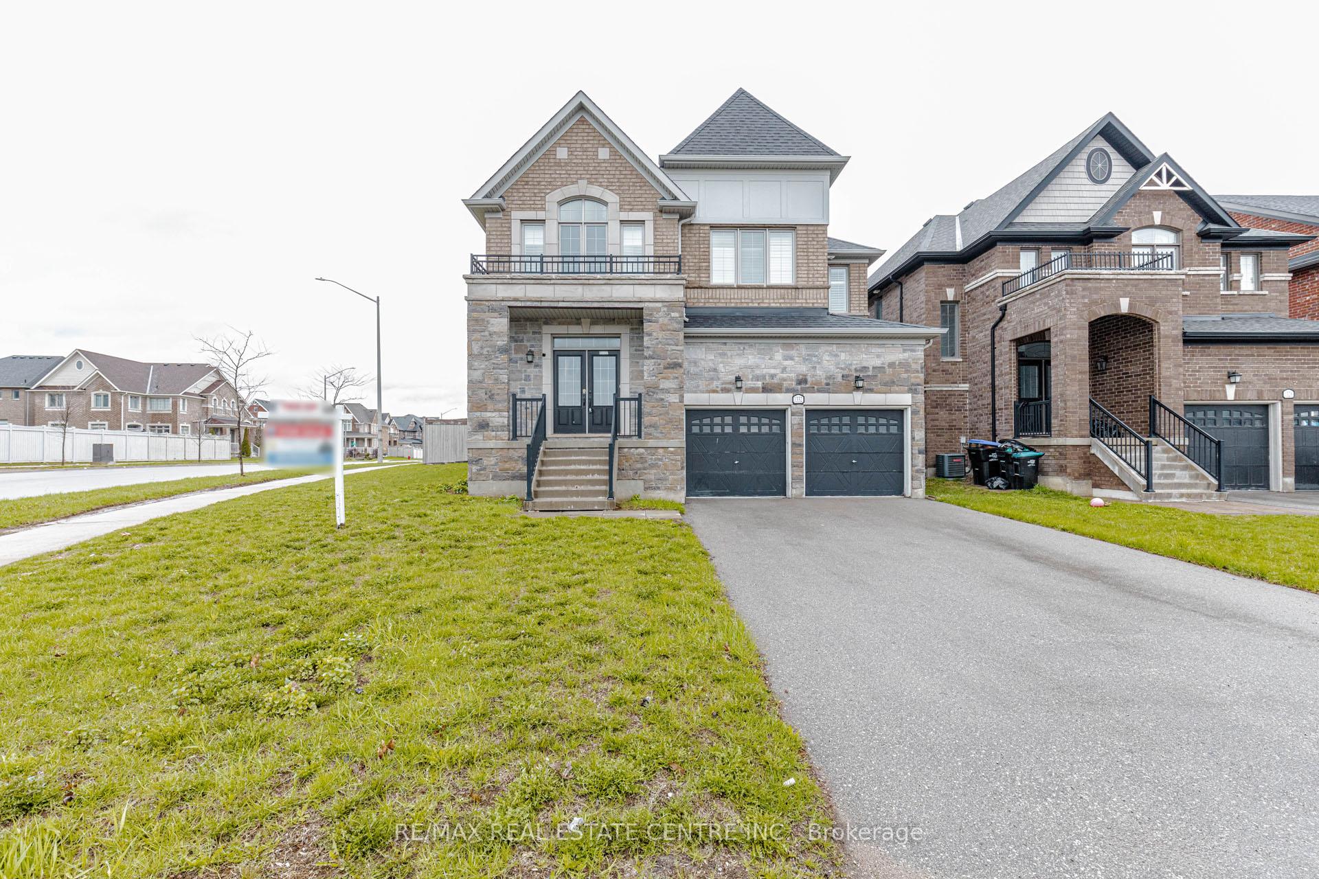 1332 Blackmore Street, Innisfil, ON L9S 0J8