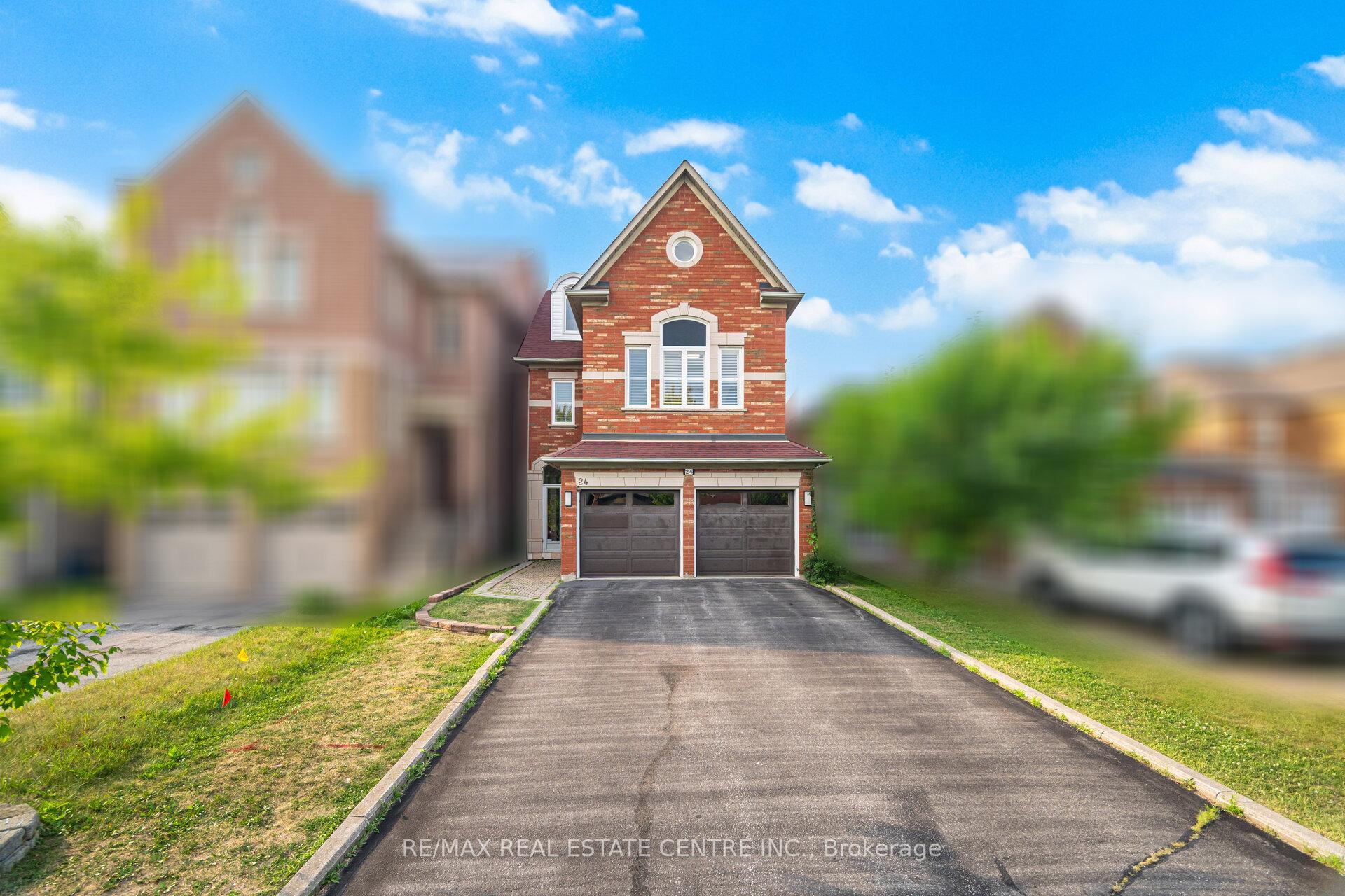 24 Futura Avenue, Richmond Hill, ON L4S 1V2