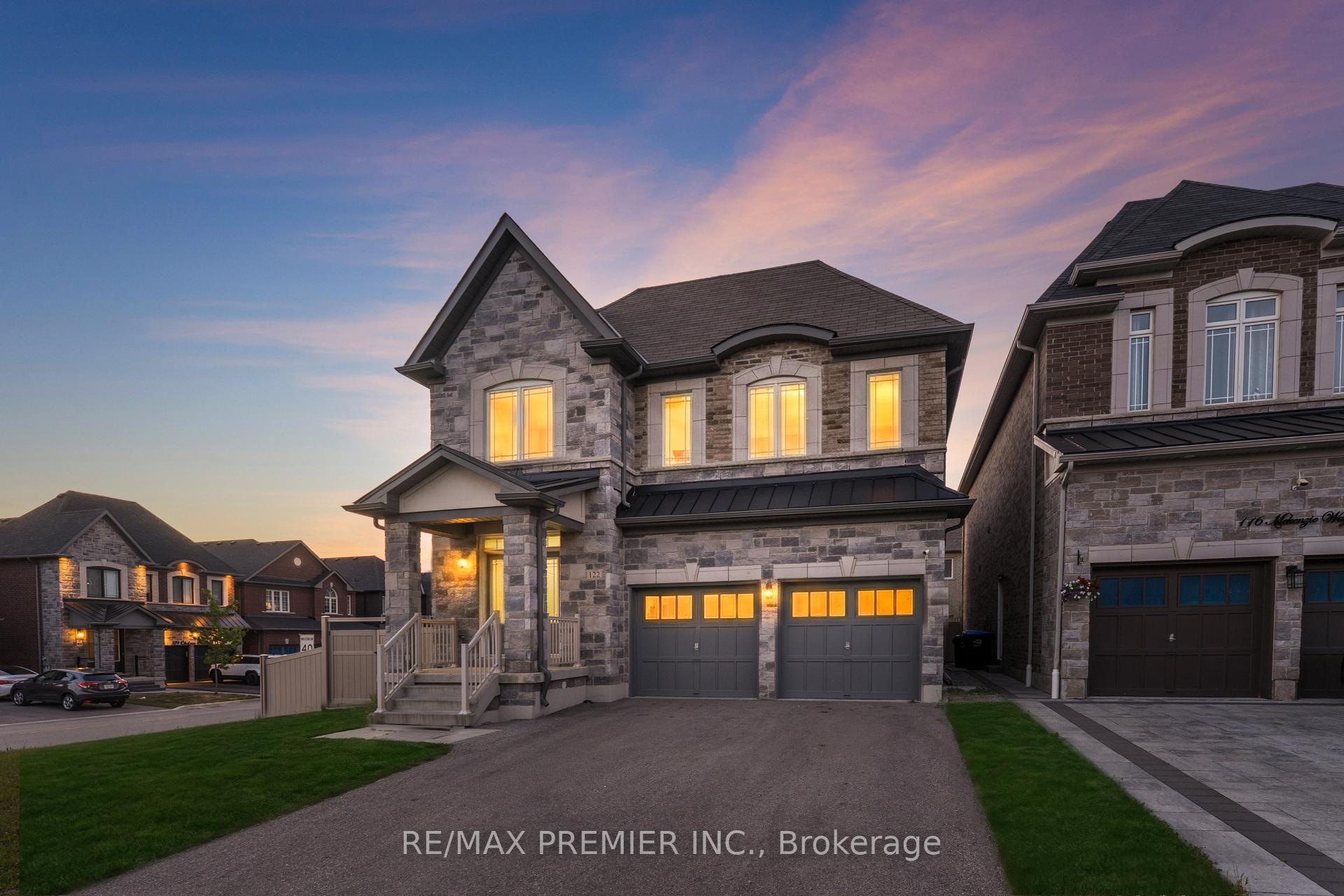 122 Mckenzie Way, Bradford West Gwillimbury, ON L3Z 4J4
