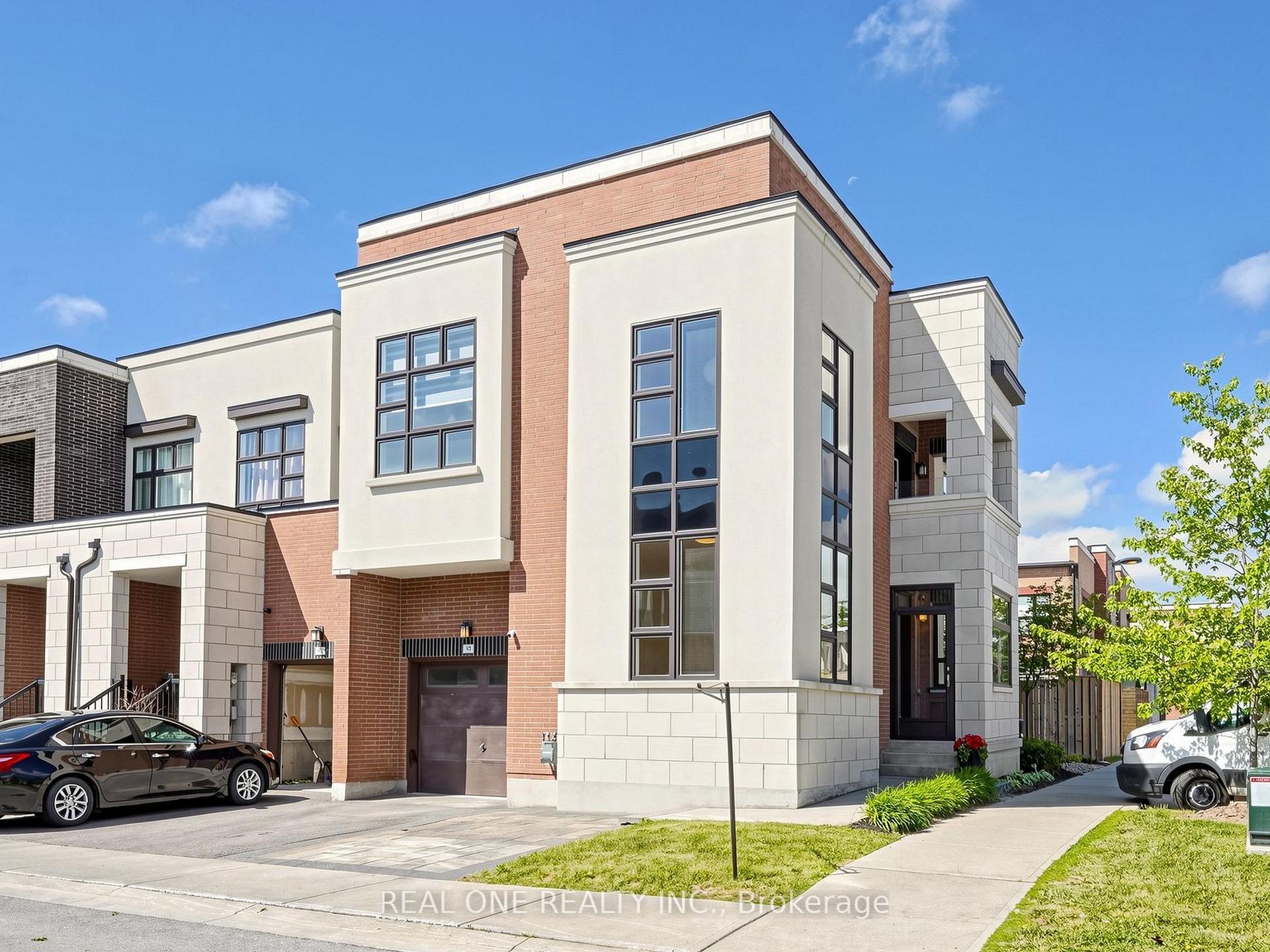 85 Causland Lane, Richmond Hill, ON L4S 0G5