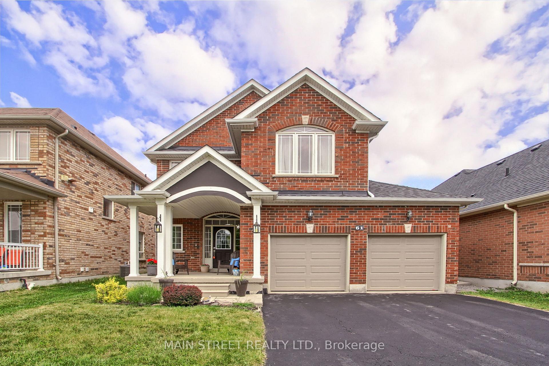 61 Carness Crescent, Georgina, ON L4P 0B7