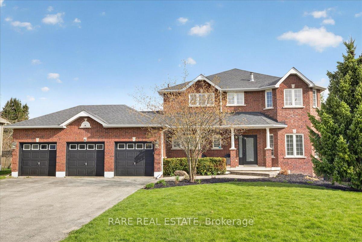 6 Brykman Road, Essa, ON L0L 2N2