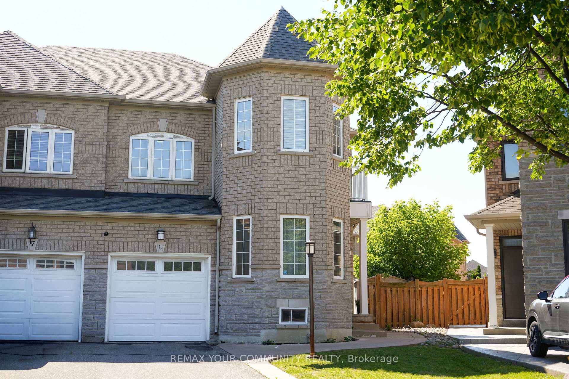 15 Bellefontaine Court, Vaughan, ON L6A 4A7