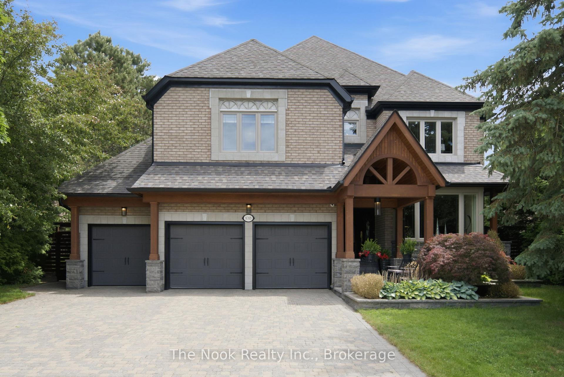 1018 Lockwood Circle, Newmarket, ON L3X 1M2