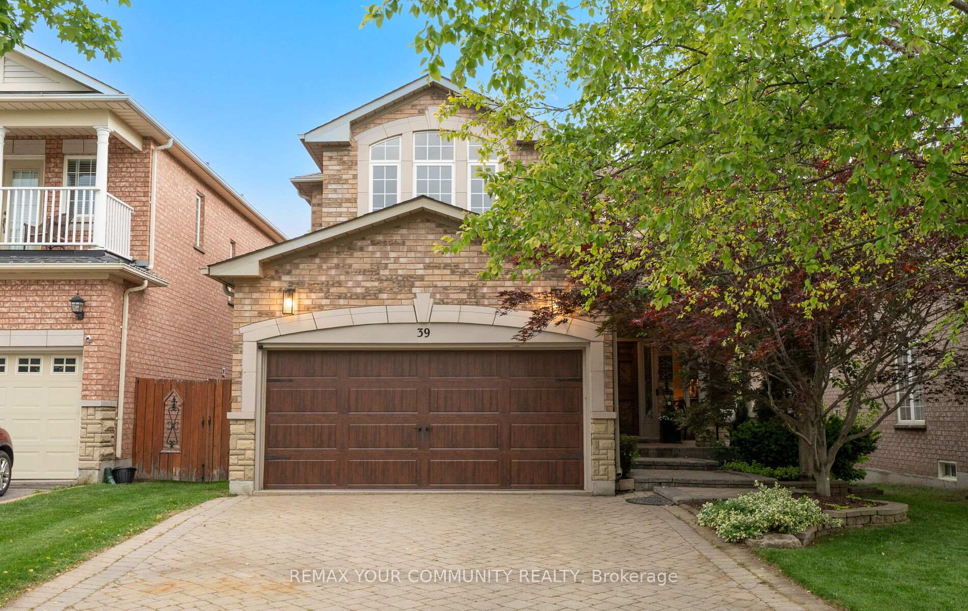 39 Raintree Crescent, Richmond Hill, ON L4E 3T6