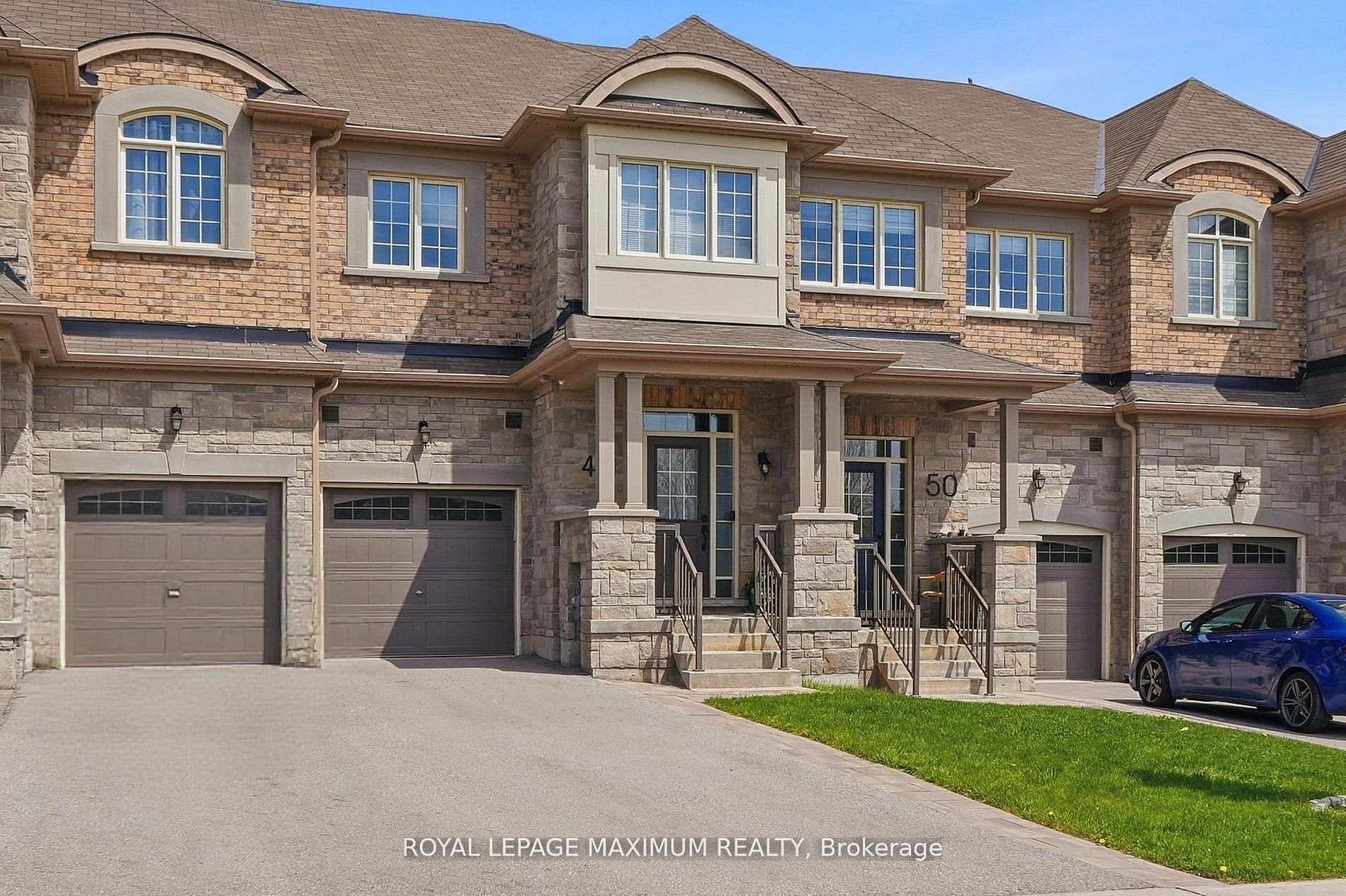 48 Cupples Farm Lane, East Gwillimbury, ON L0G 1M0