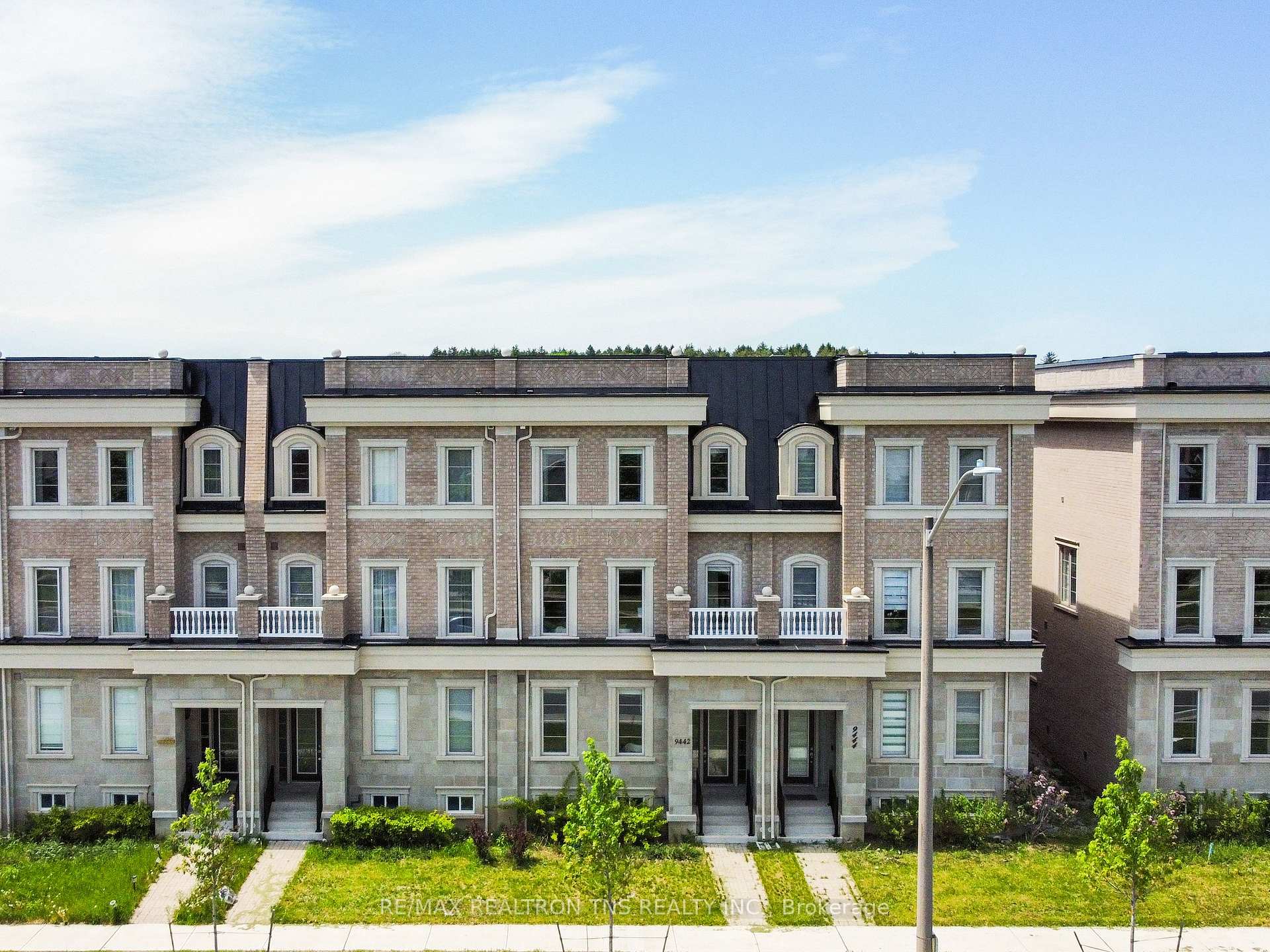 9442 Bayview Avenue, Richmond Hill, ON L4C 5G9