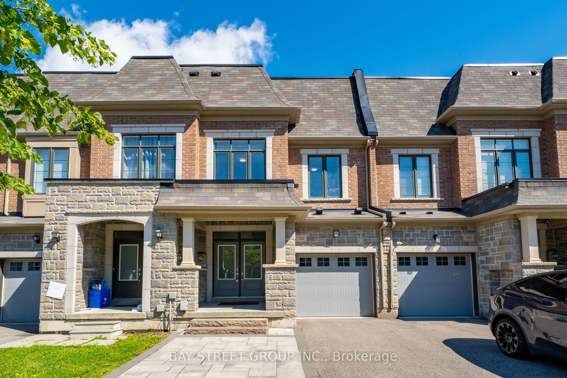 122 Lichfield Road, Markham, ON L3R 0W9