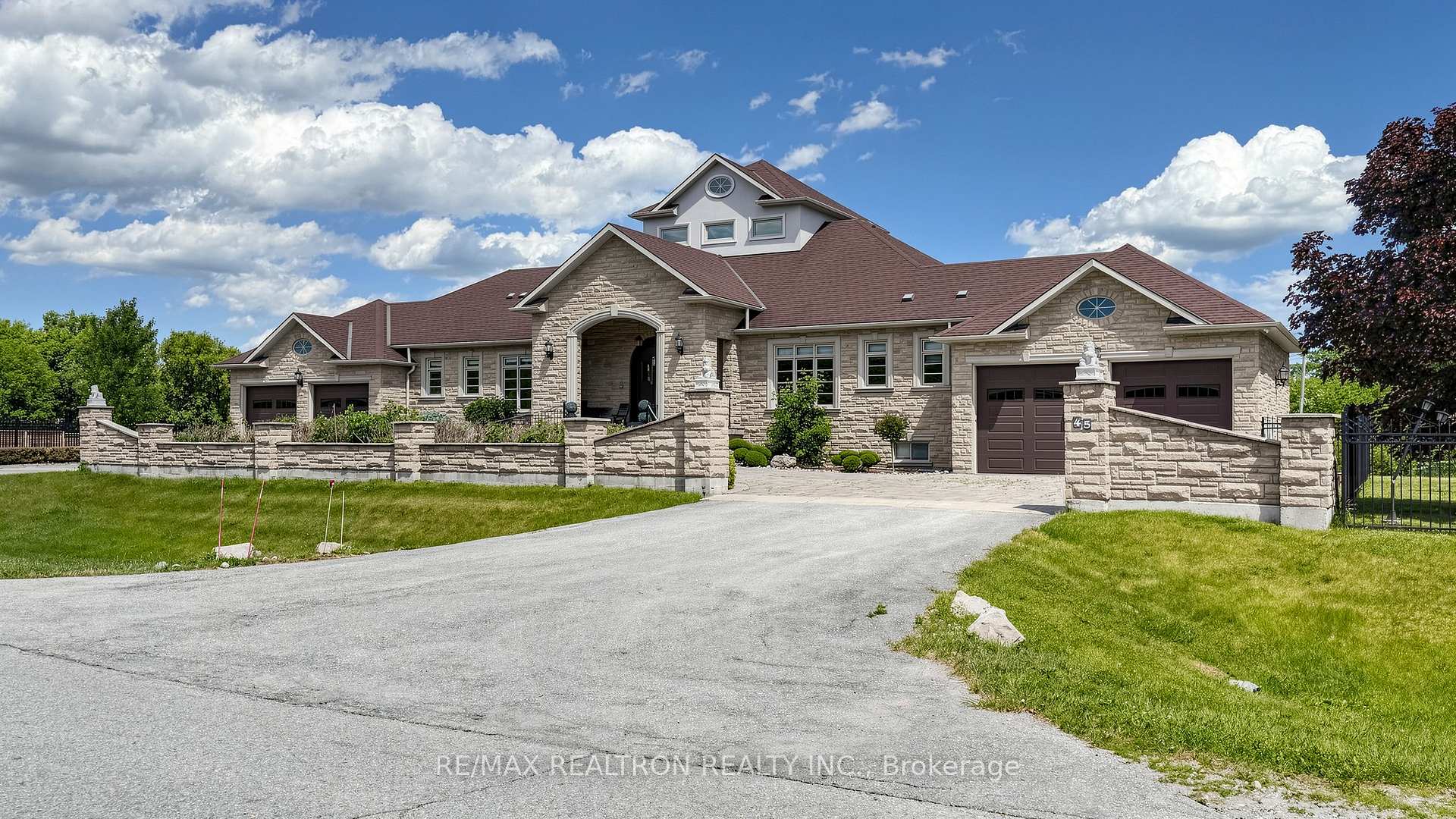 45 Greenan Road, Whitchurch-Stouffville, ON L4A 7X4