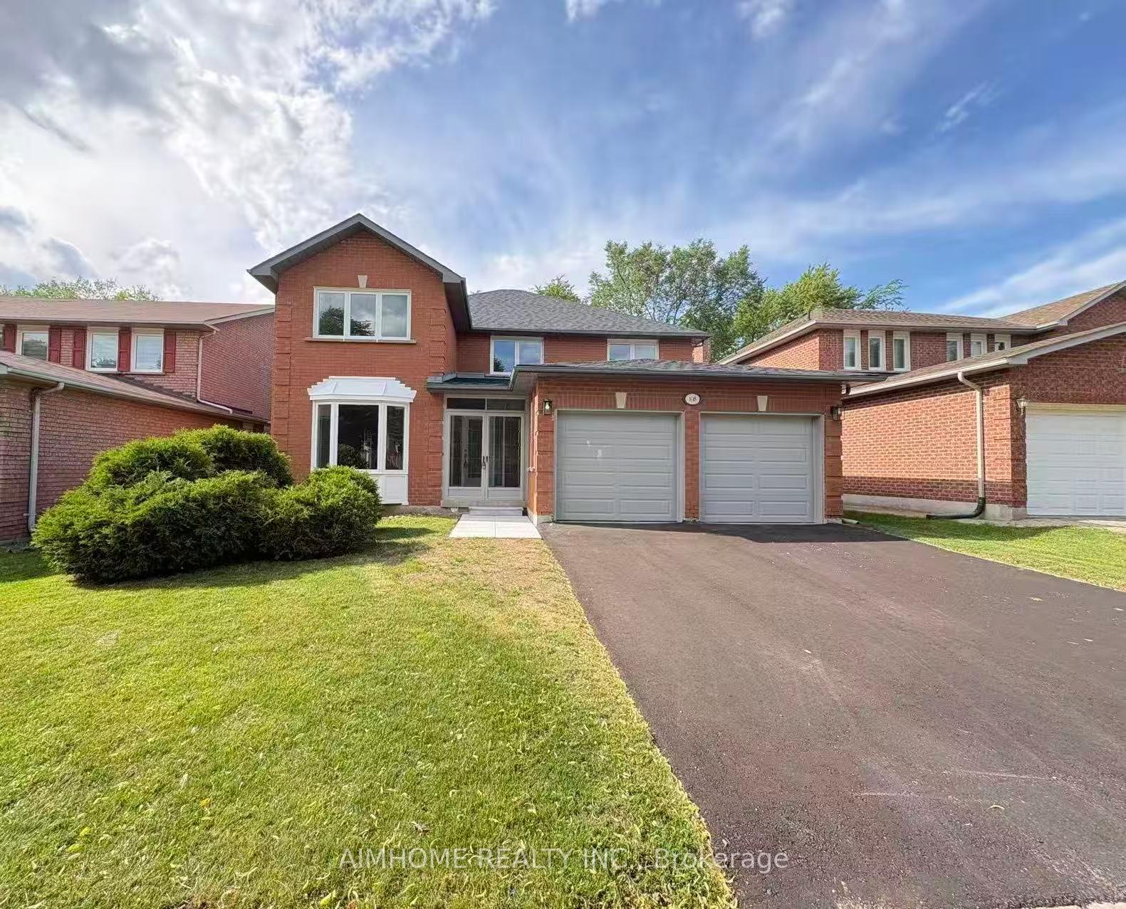 108 Berwick Crescent, Richmond Hill, ON L4C 0B7