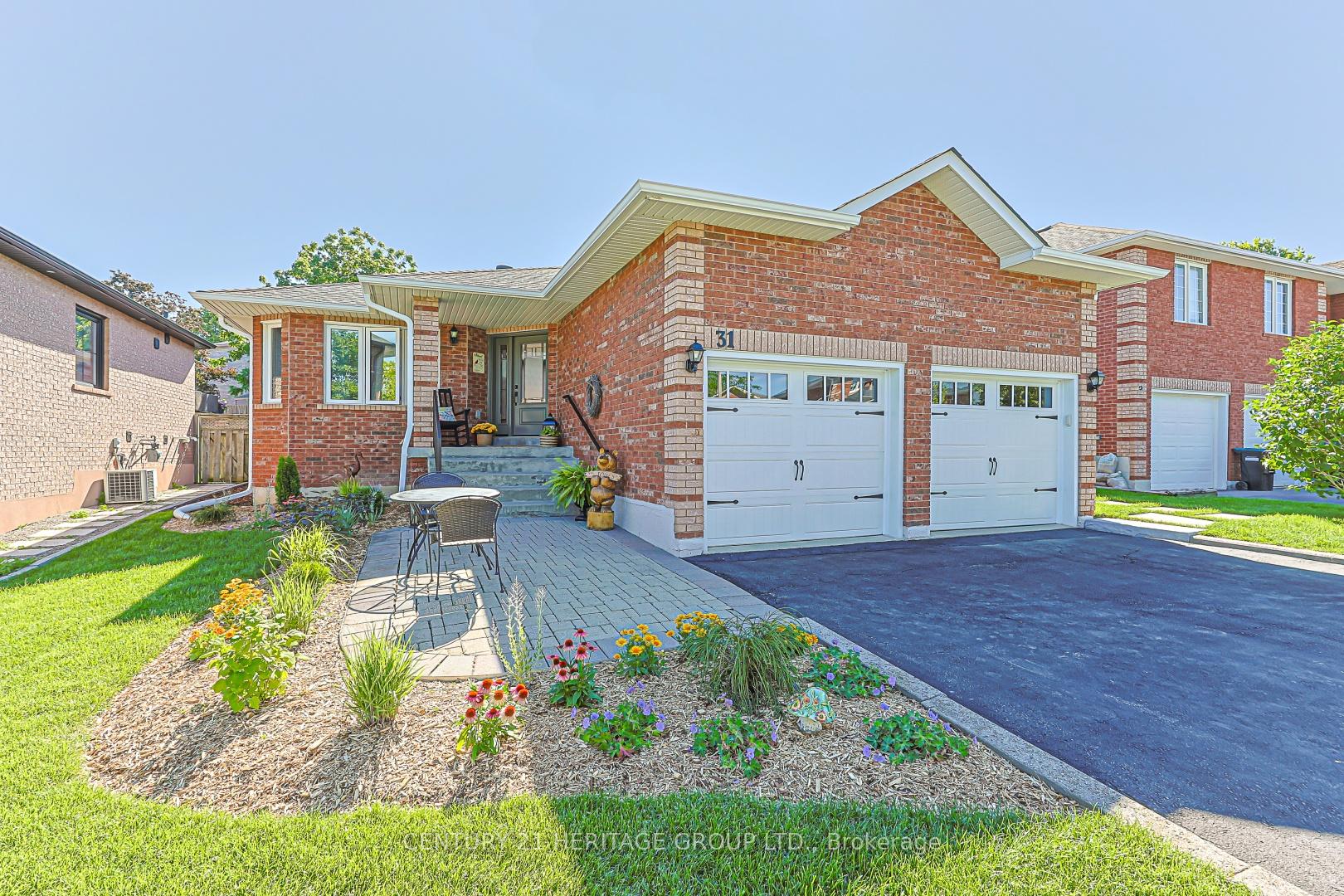 31 Fox Run Lane, Bradford West Gwillimbury, ON L3Z 2J1