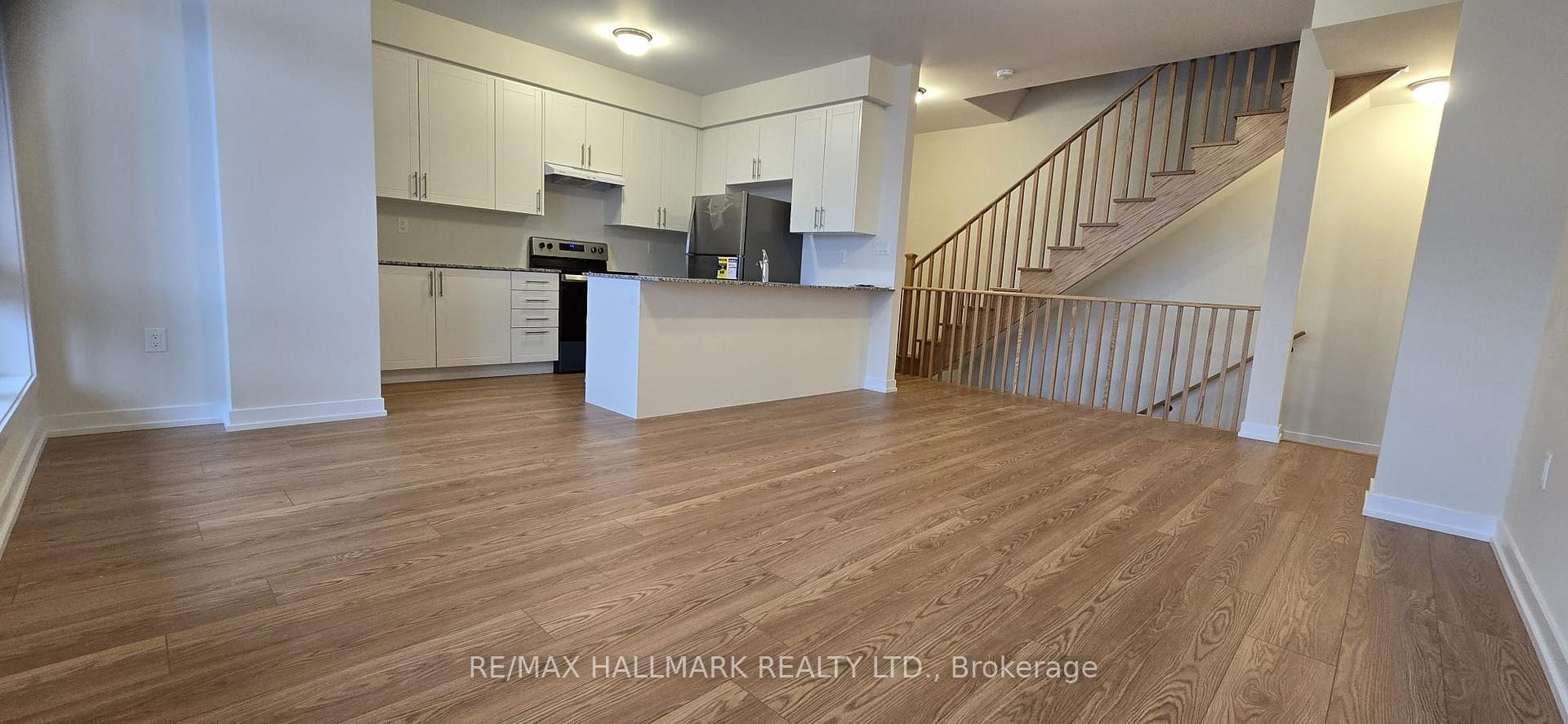 12 Dandara Gate, Vaughan, ON L4L 1V8