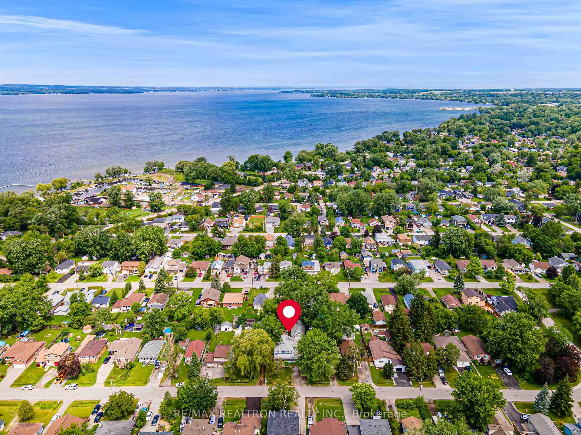330 Tampa Drive, Georgina, ON L4P 3A4