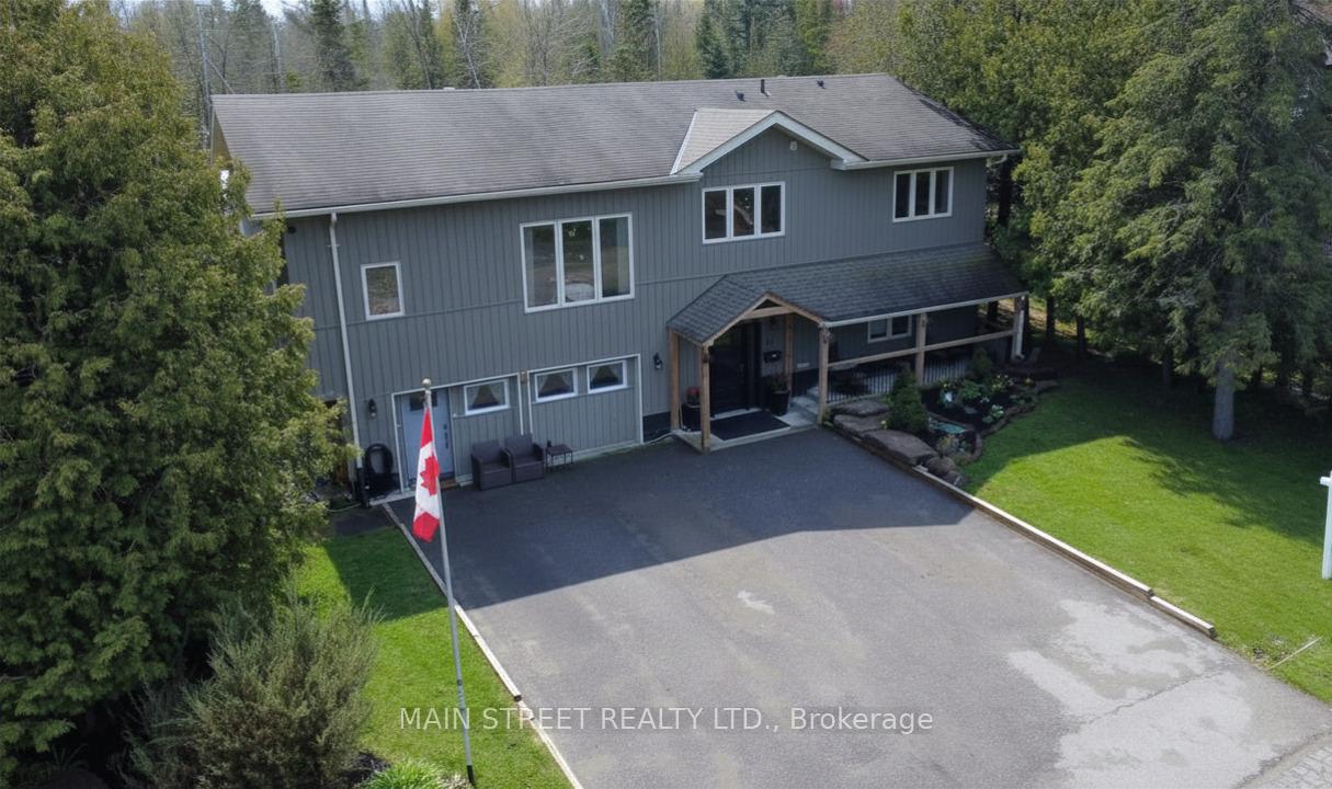 1 Mustard Street, Uxbridge, ON L9P 1R2