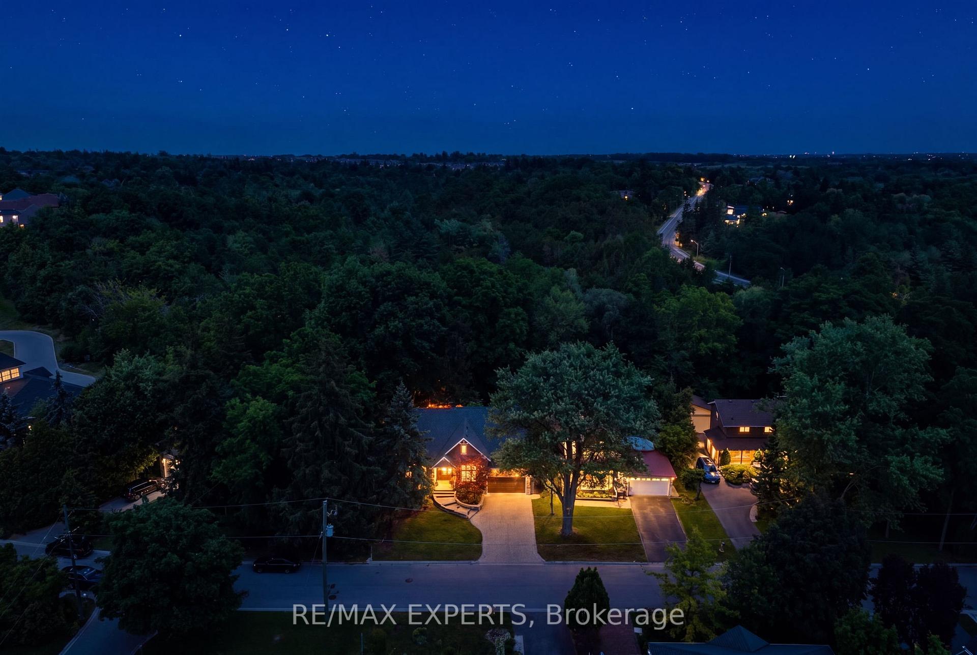 91 Napier Street, Vaughan, ON L0J 1C0