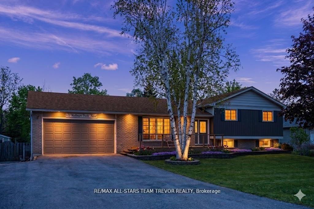 11 Halmar Park Road, Georgina, ON L0E 1N0