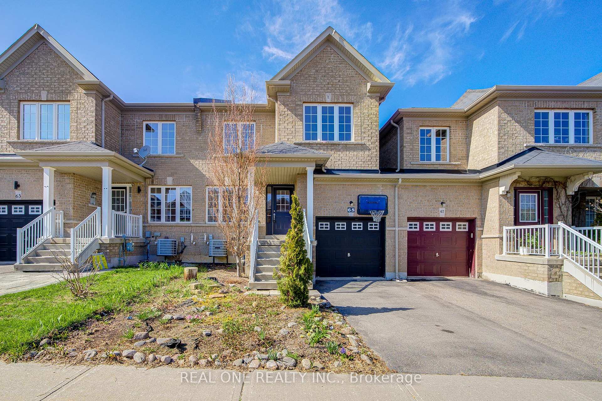 65 Westcliffe Crescent, Vaughan, ON L4E 0S5