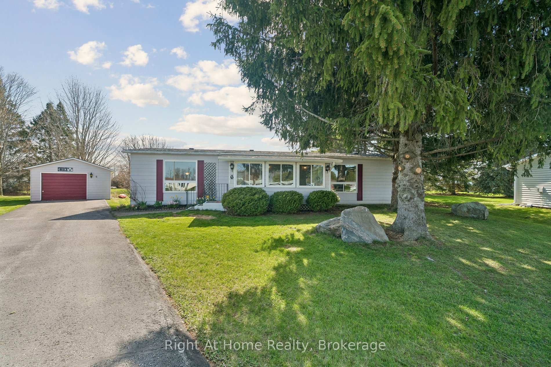 6 Emery Court, Georgina, ON L0E 1R0