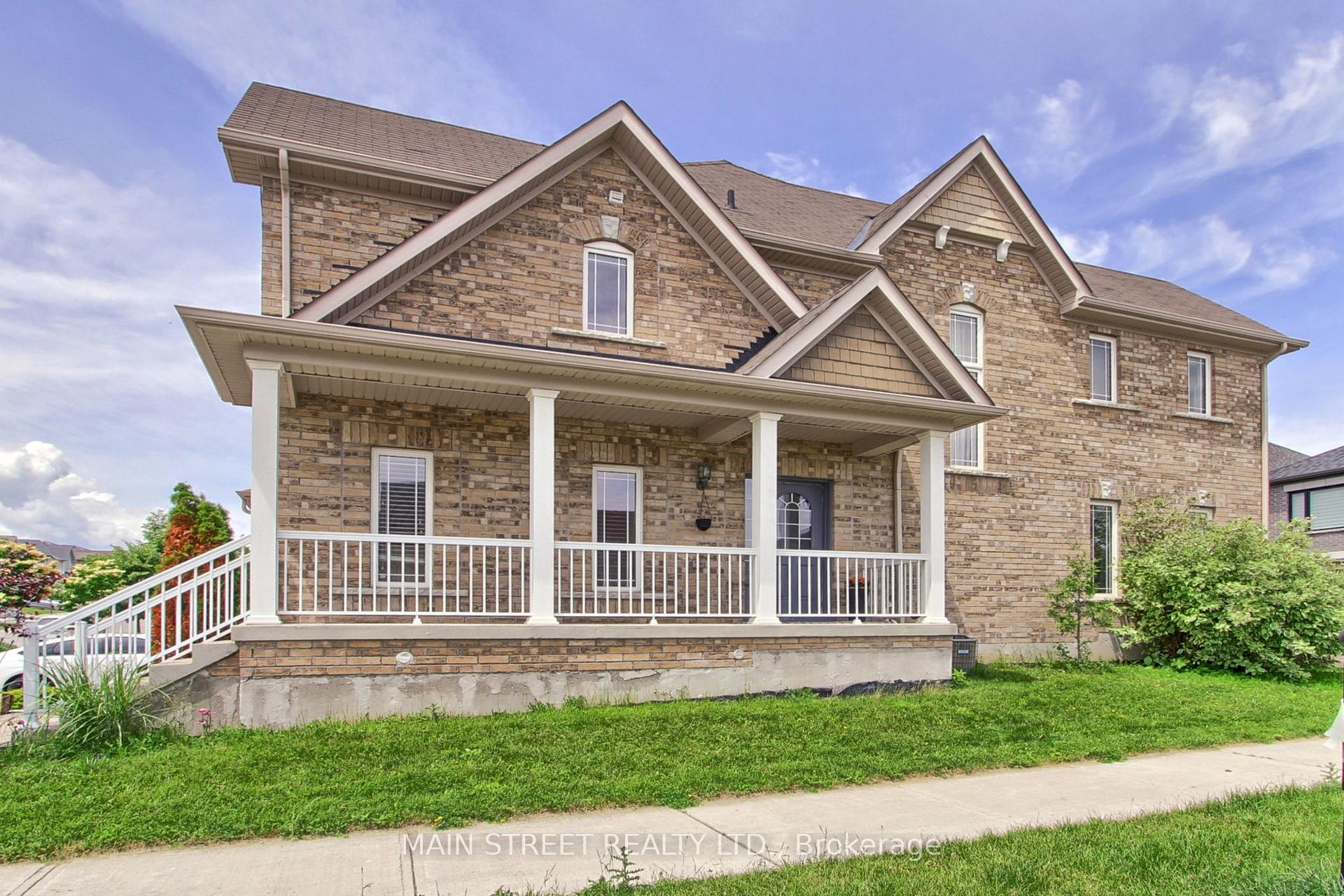 34 Grey Wing Avenue, Georgina, ON L4P 0B8