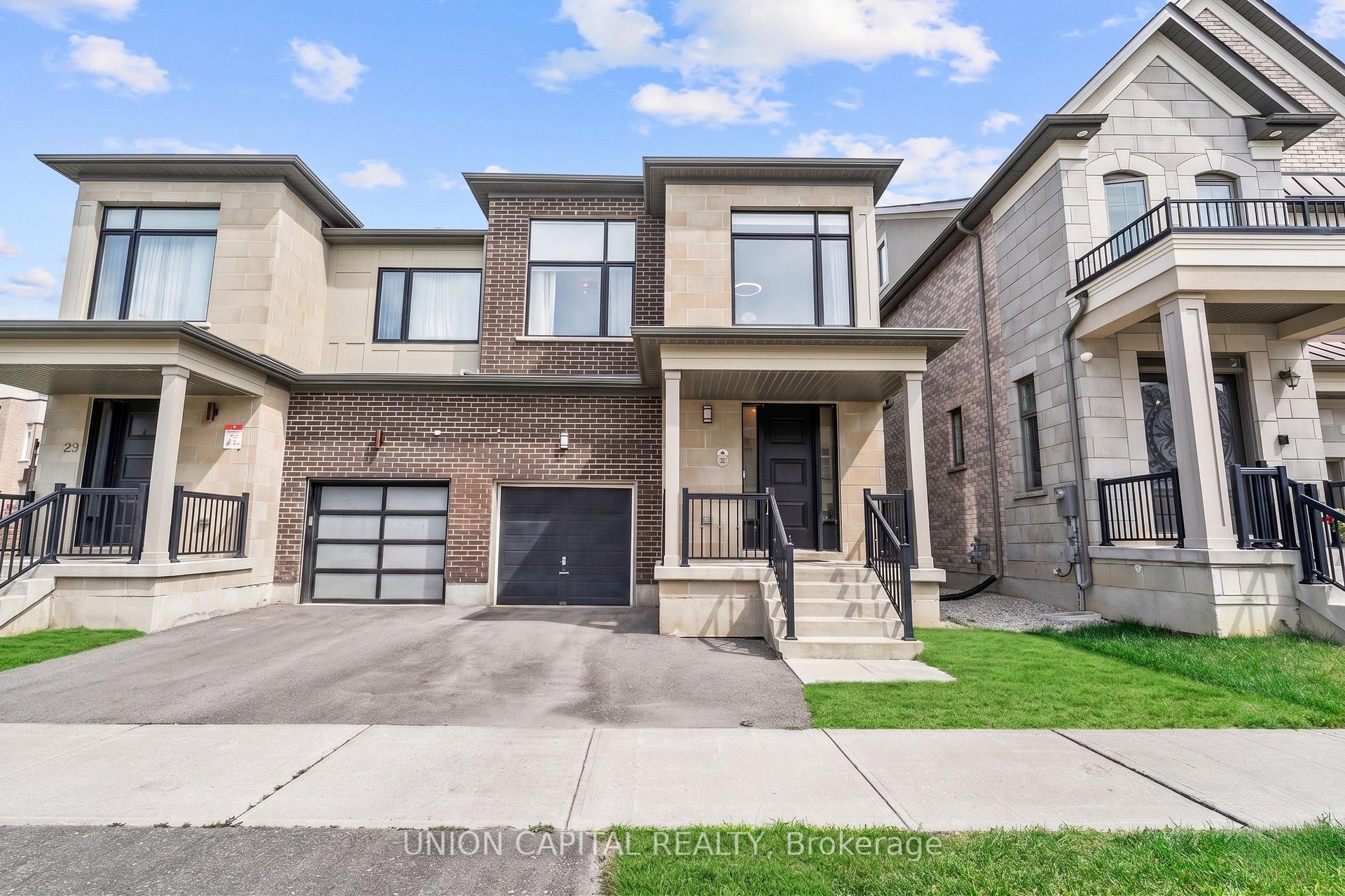 8 Protostar Avenue, Richmond Hill, ON L4C 5G9