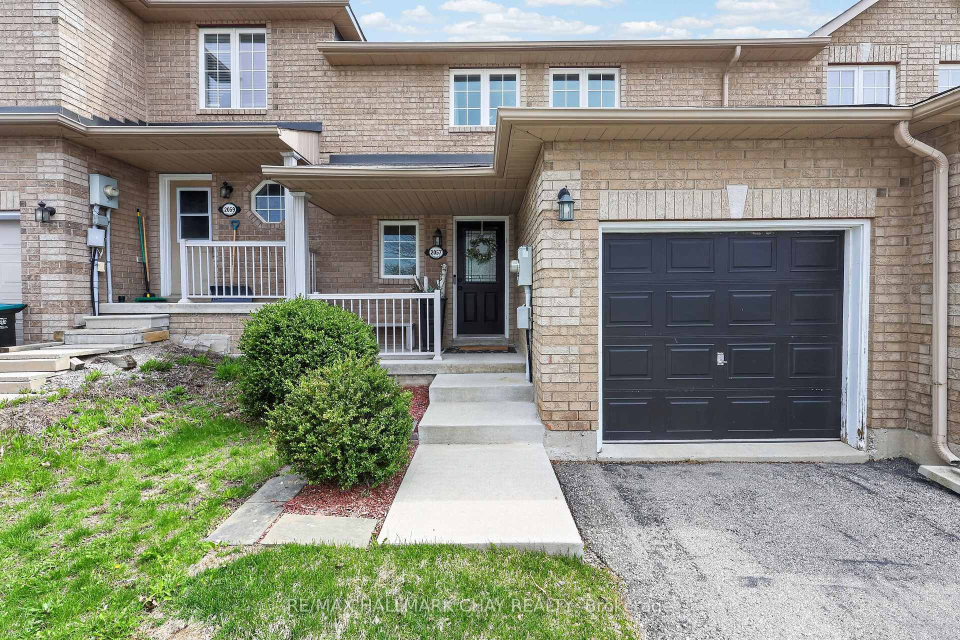 2057 Osbond Road, Innisfil, ON L9S 0B6