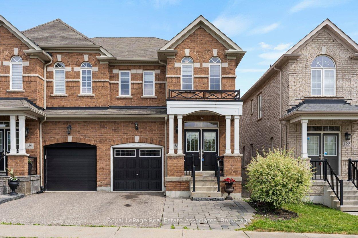 158 Gentile Circle, Vaughan, ON L4H 3N3
